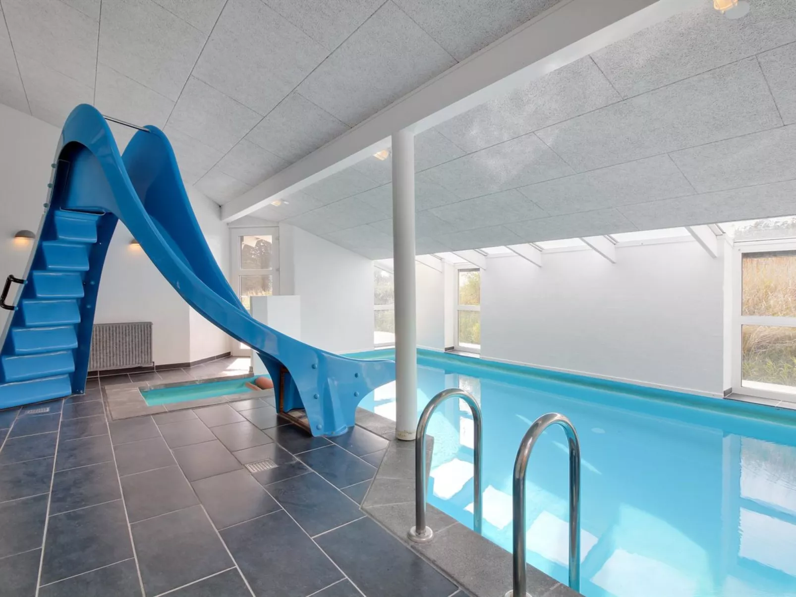 "Marlie" - 600m from the sea-Draußen