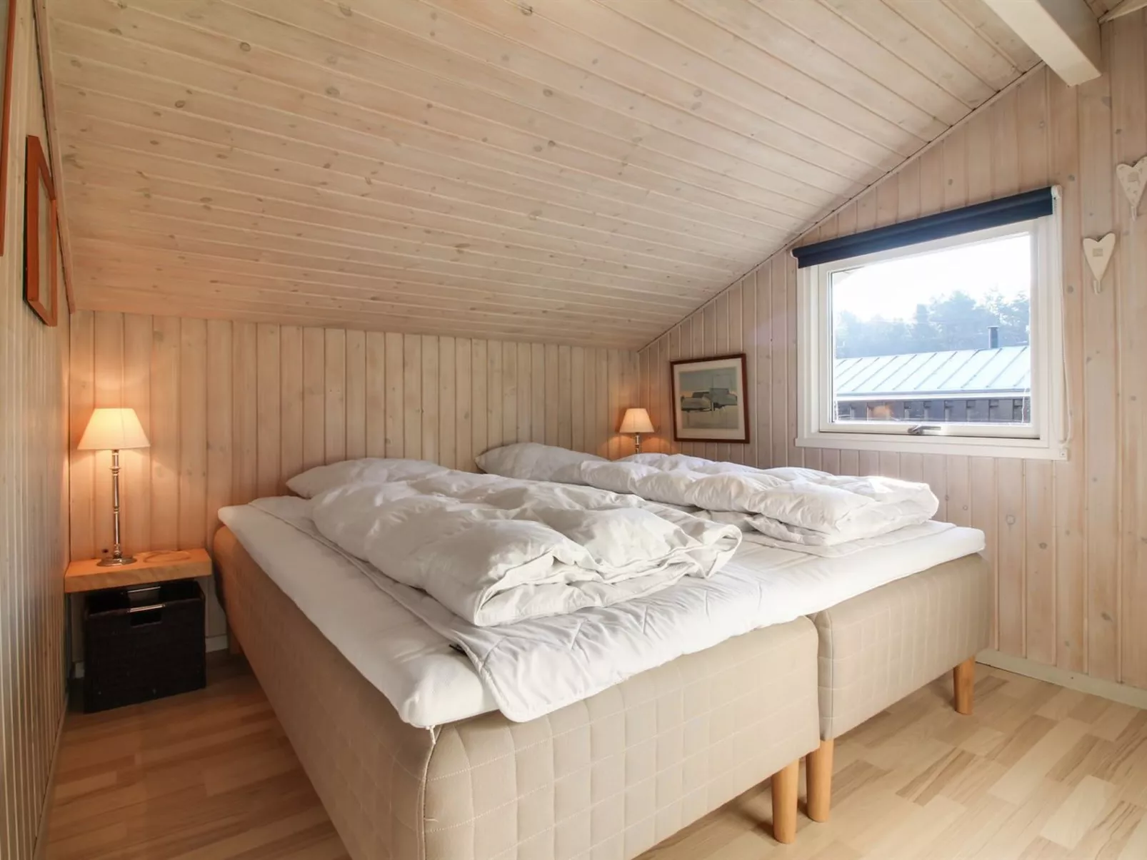 "Harriet" - 800m from the sea-Dedans