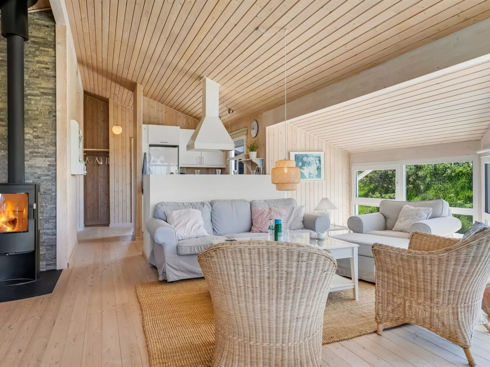 "Abel" - 350m from the sea-Drinnen