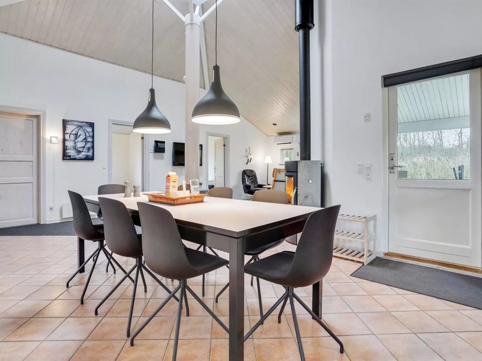 "Anica" - 29km from the sea-Drinnen