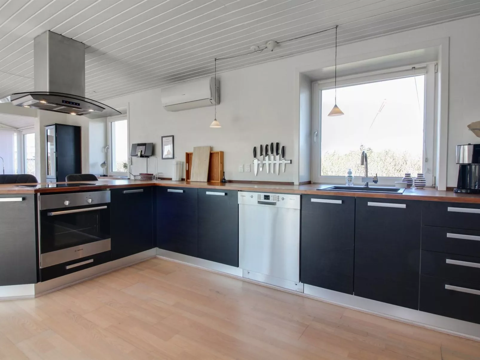 "Minza" - 250m from the sea-Inside