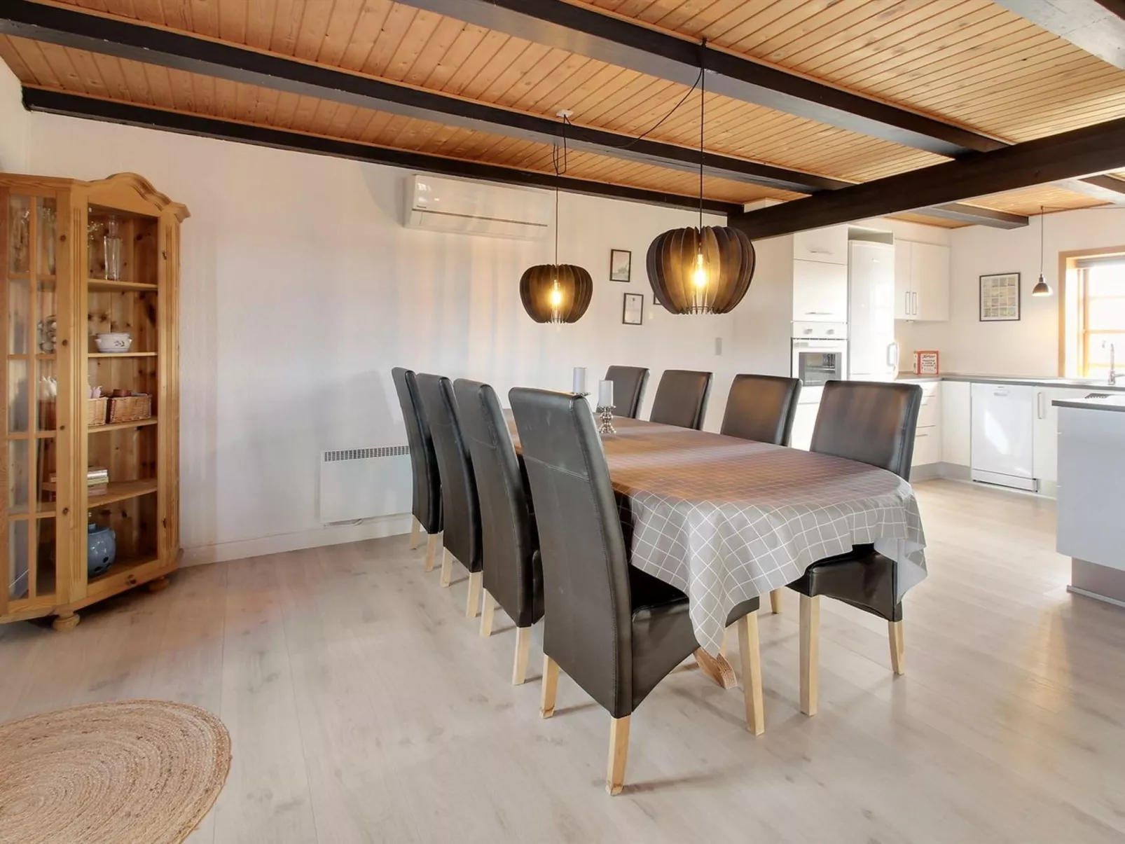 "Karla" - 100m from the sea-Drinnen