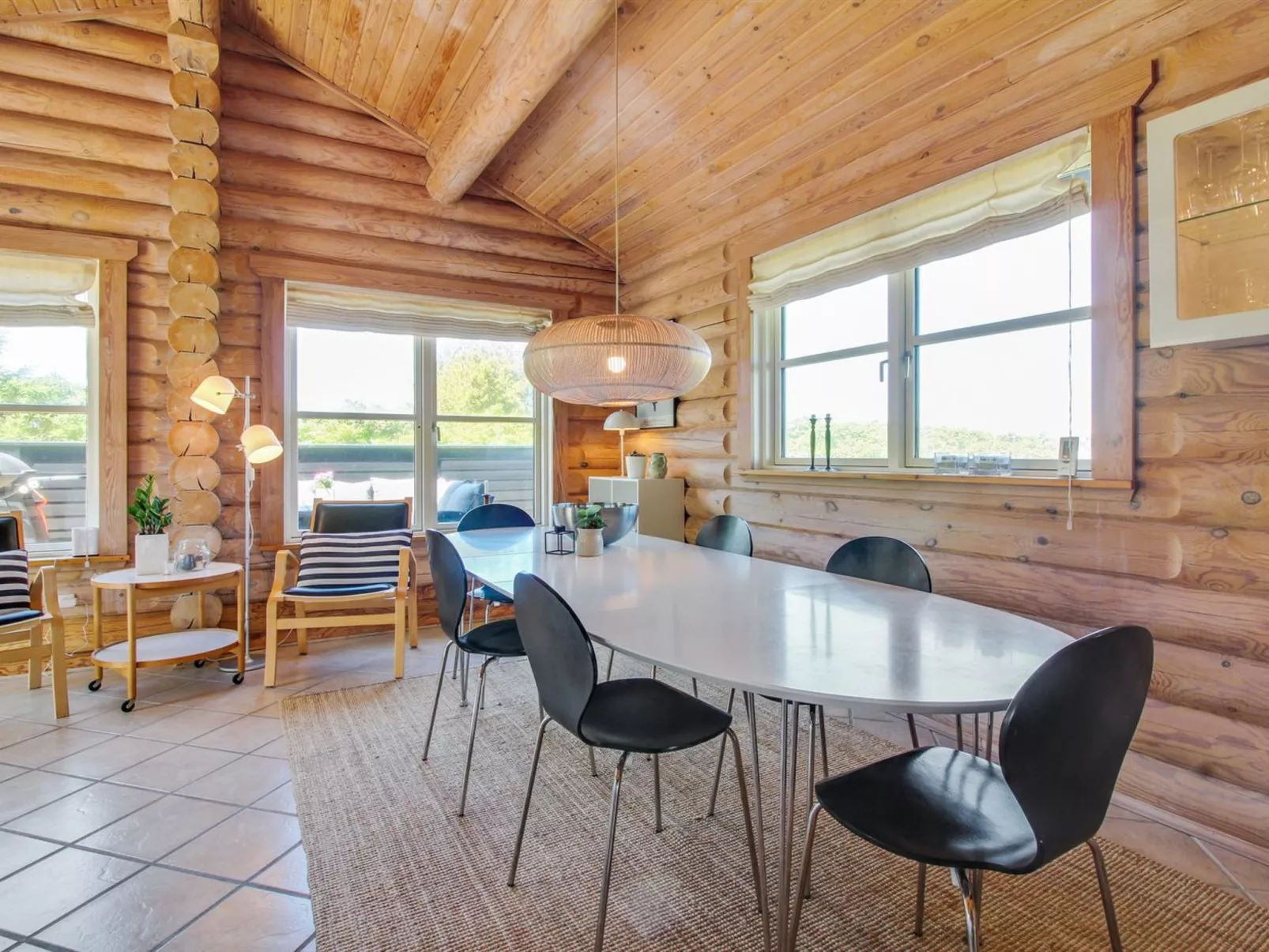 "Salmund" - 600m from the sea-Inside