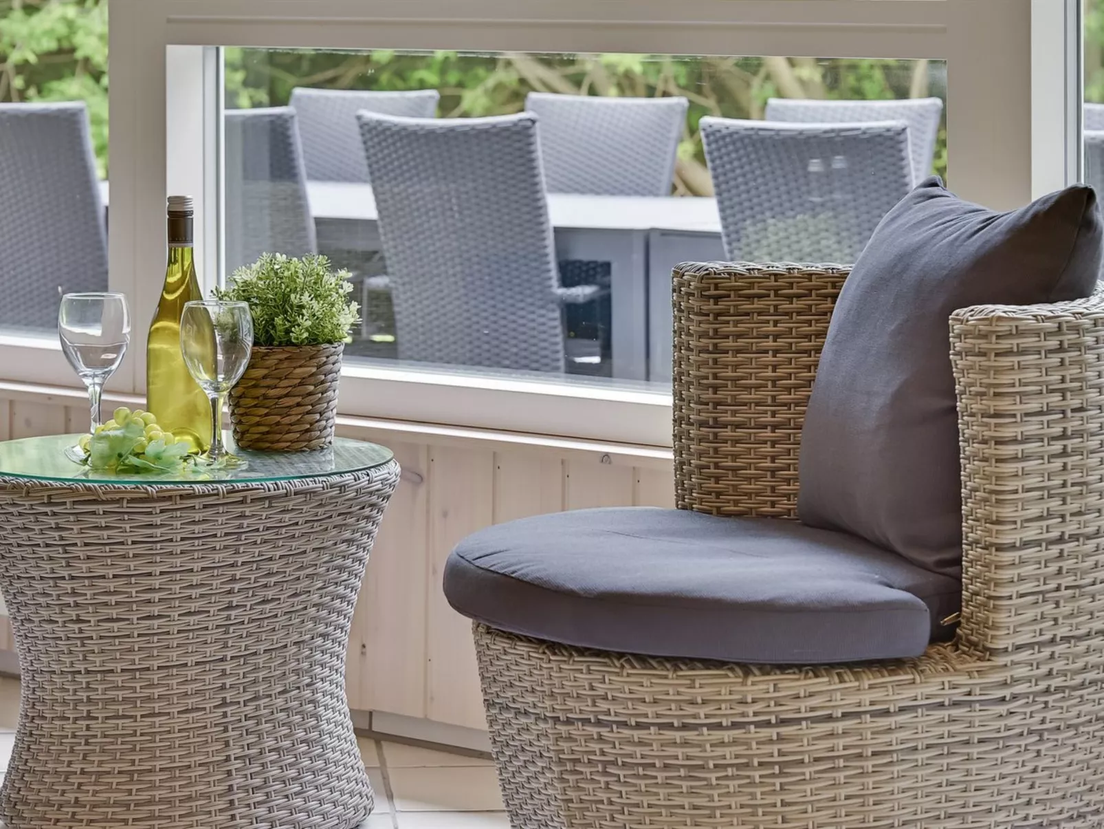 "Ellanor" - 1km from the sea-Inside