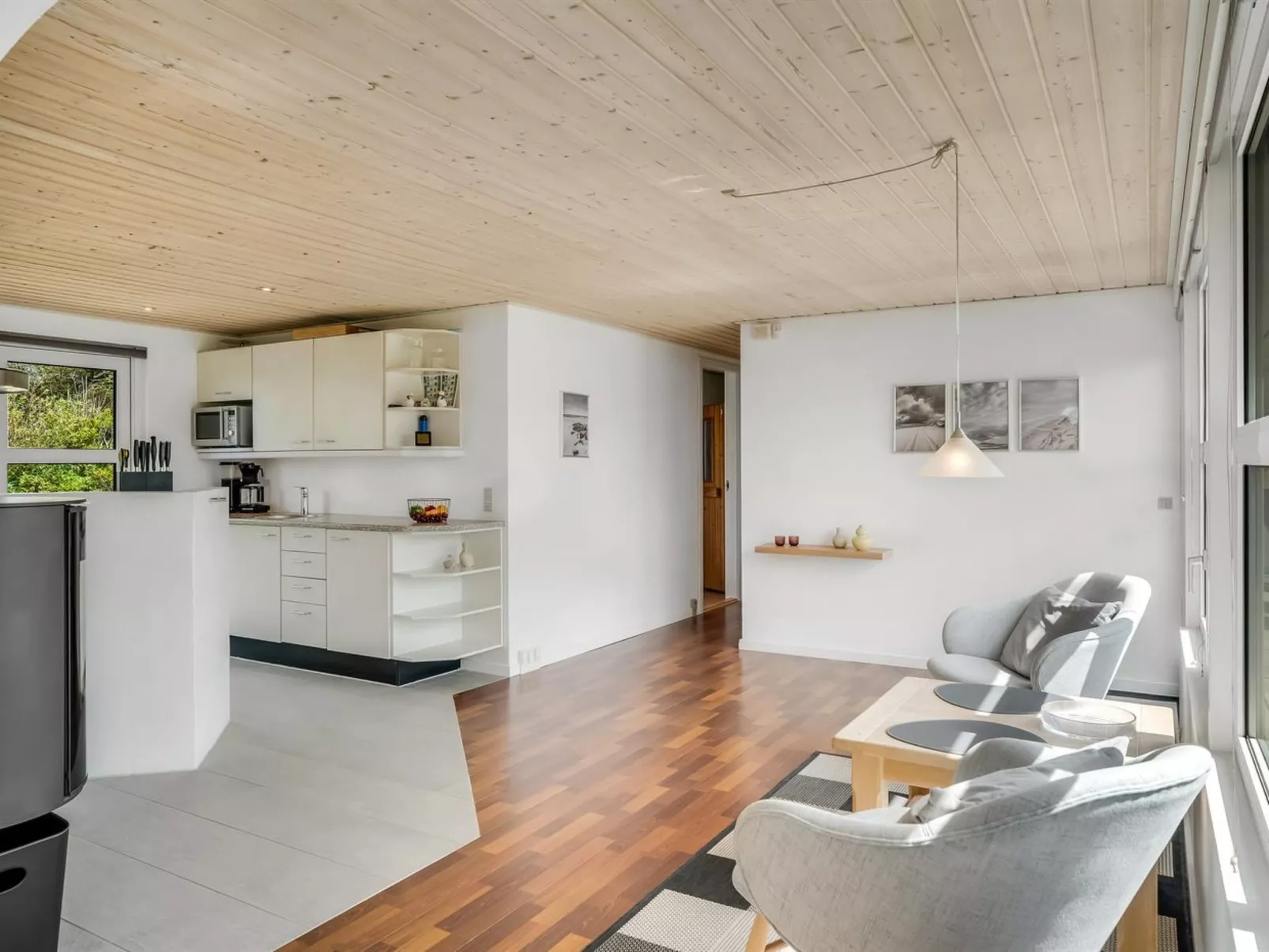 "Bengta" - 200m from the sea-Inside