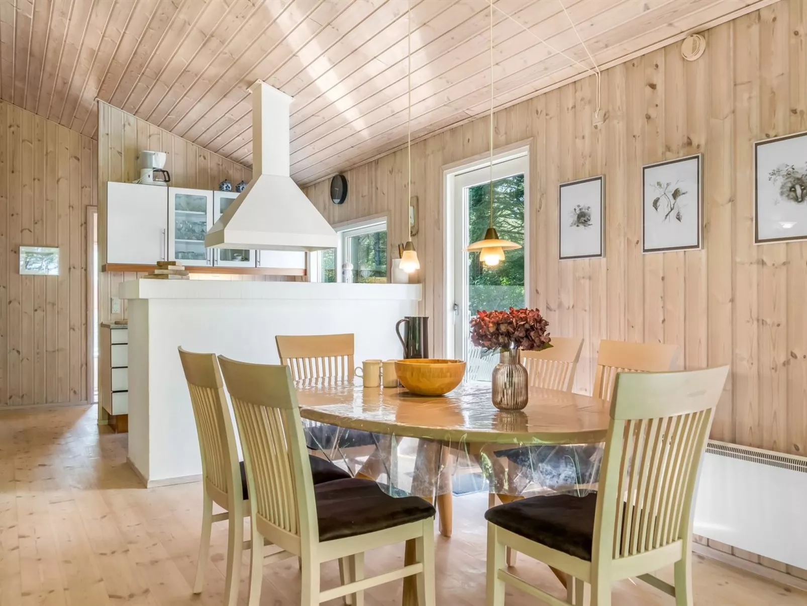 "Ninetta" - 650m from the sea-Drinnen