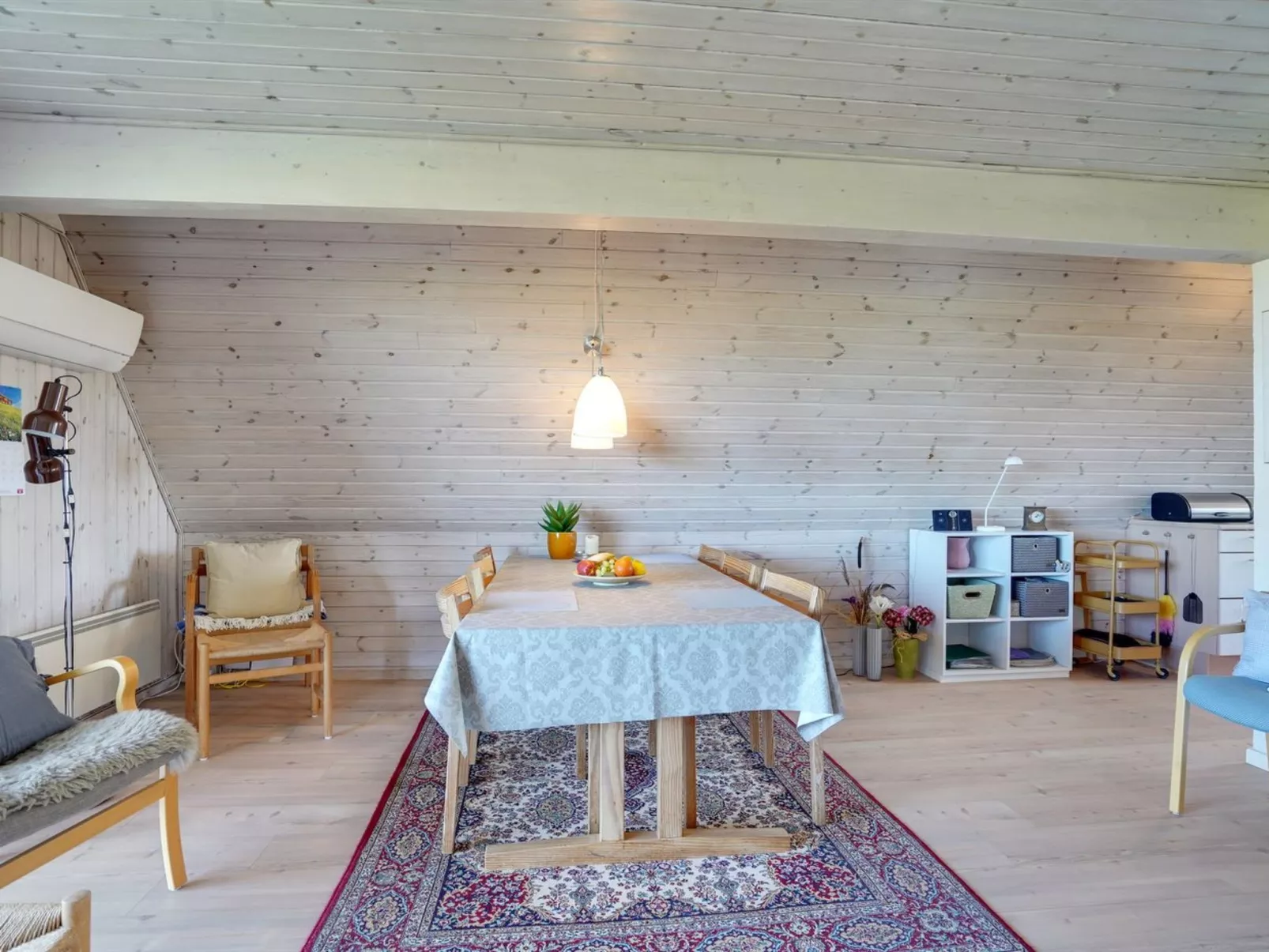 "Viona" - 350m from the sea-Inside