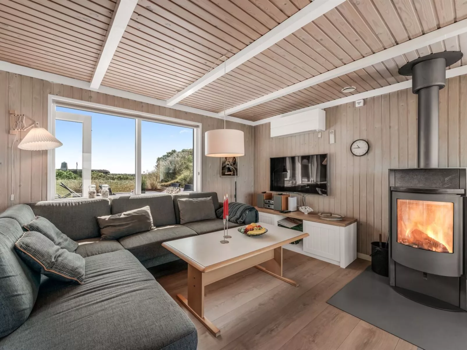 "Talia" -  from the sea-Dedans