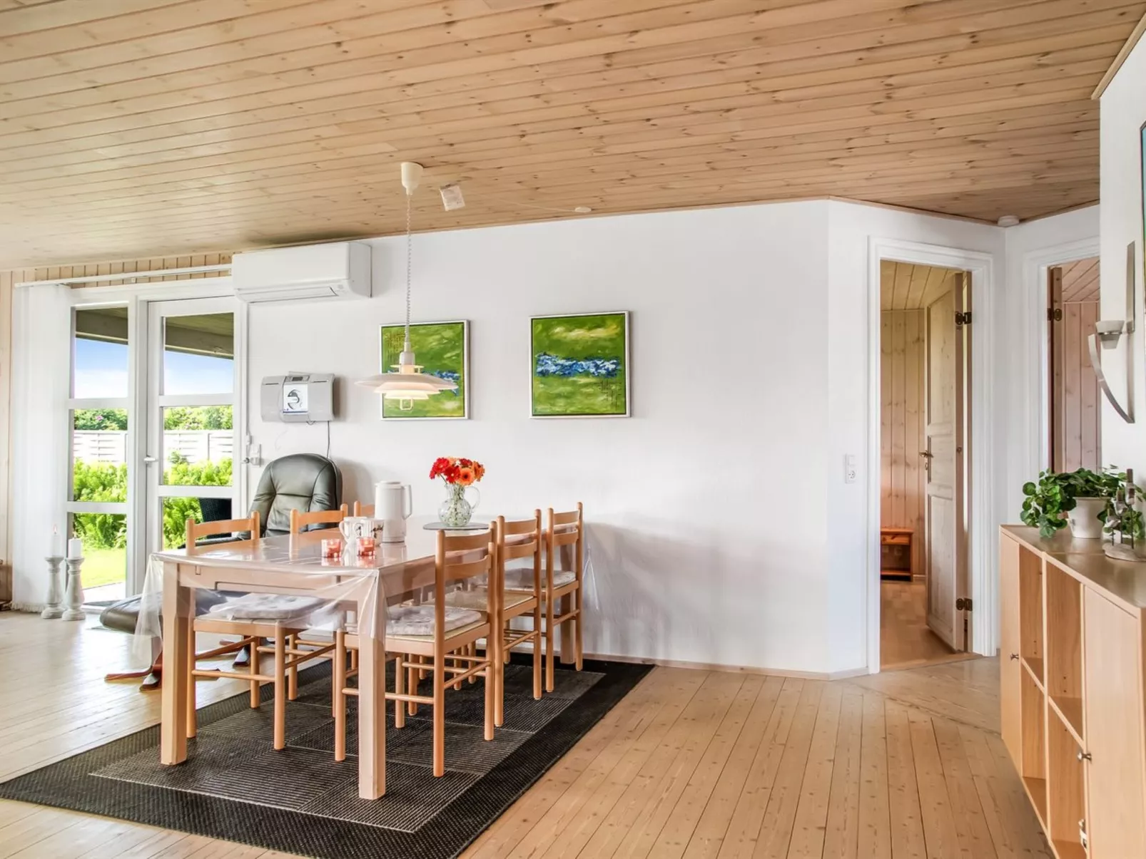 "Söffren" - 350m from the sea-Drinnen