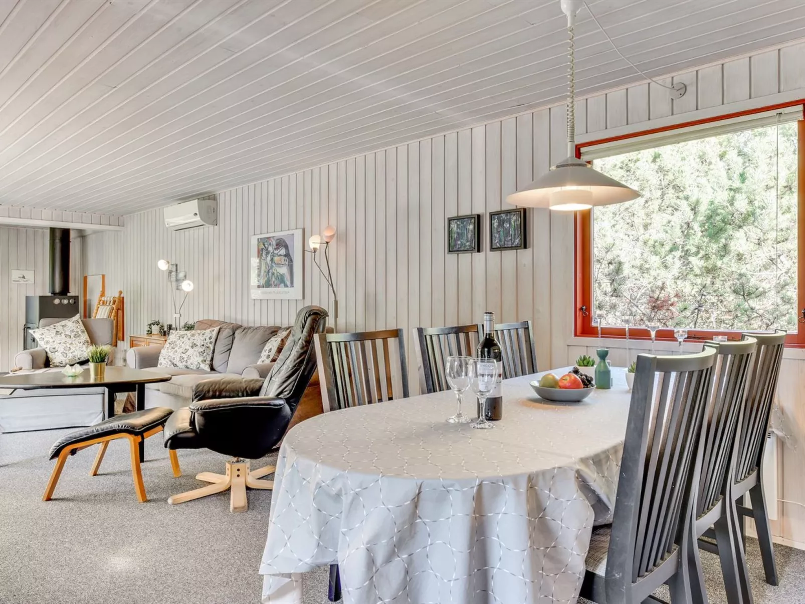 "Eliane" - 4km from the sea-Drinnen