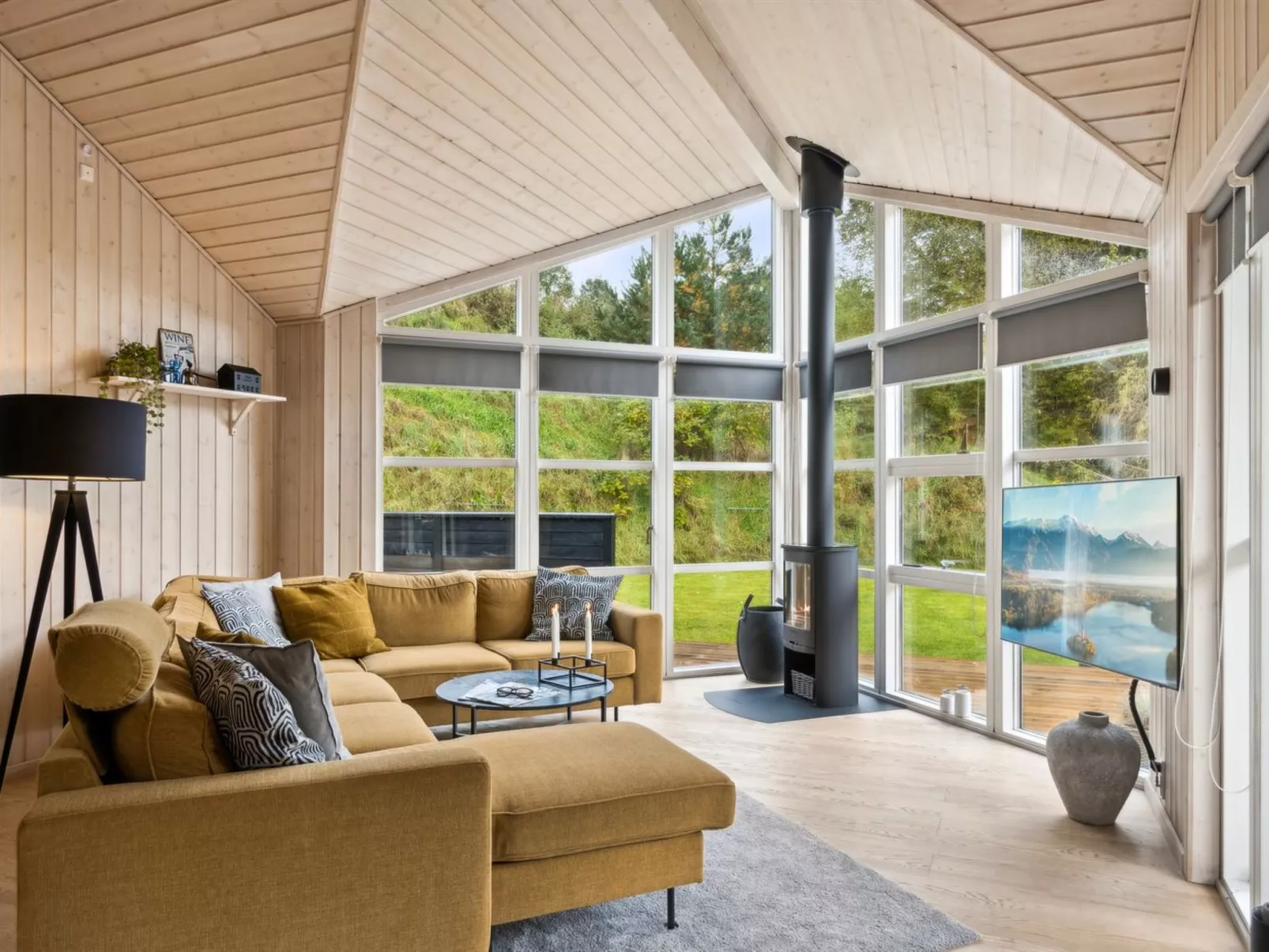 "Benno" - 2.1km from the sea-Inside