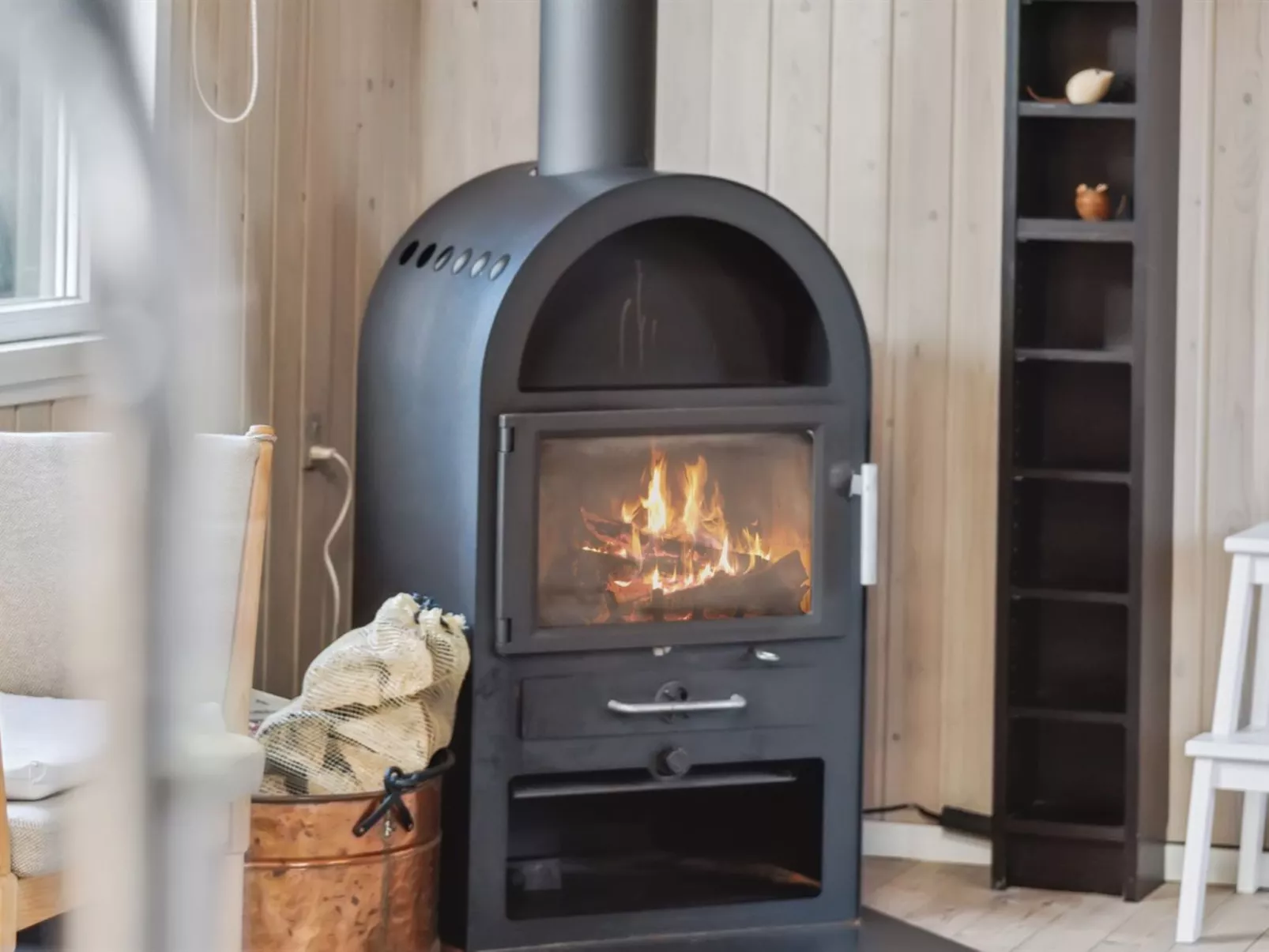 "Eroll" - 1.8km from the sea-Drinnen