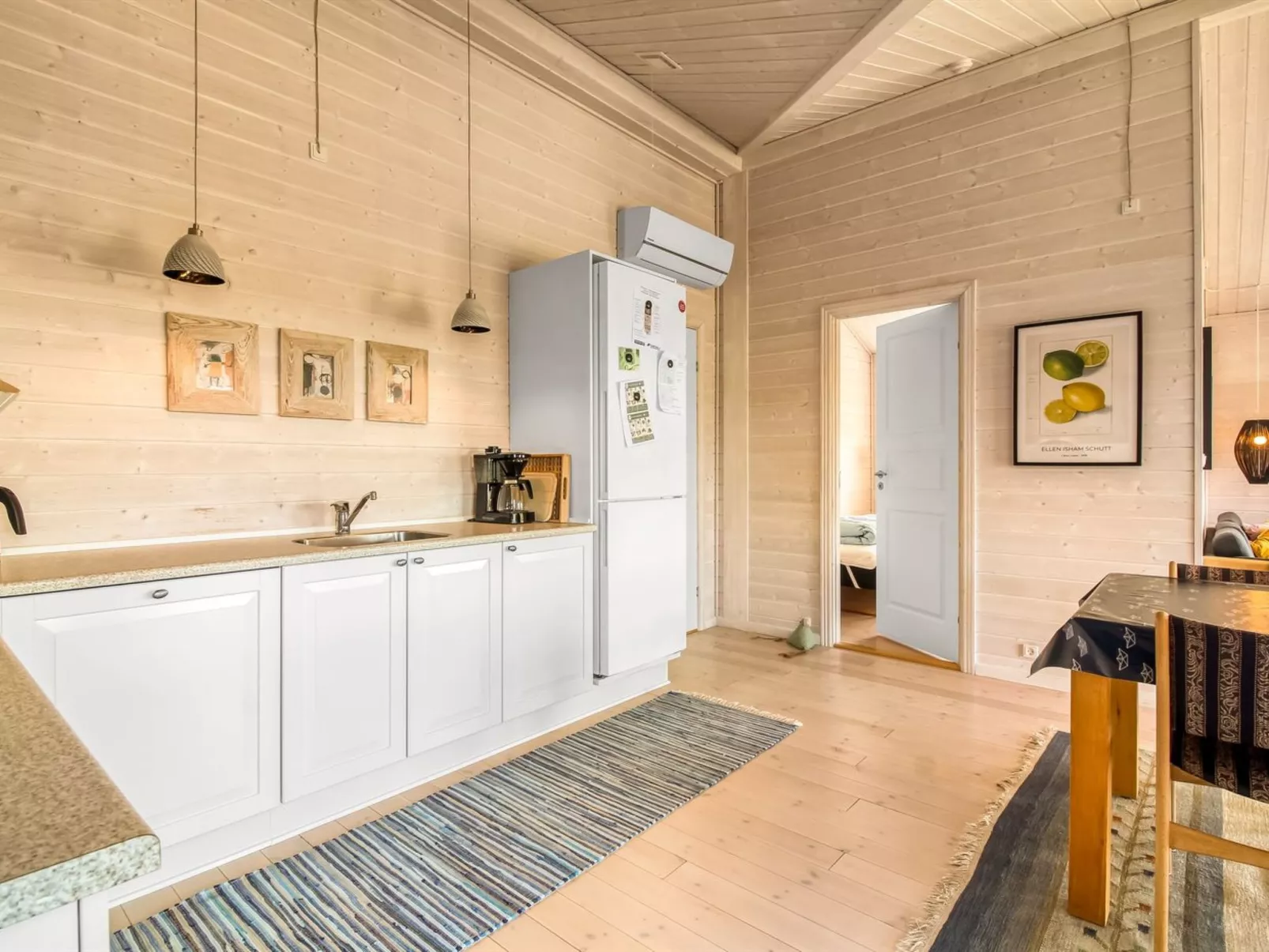 "Armgard" - 300m from the sea-Inside