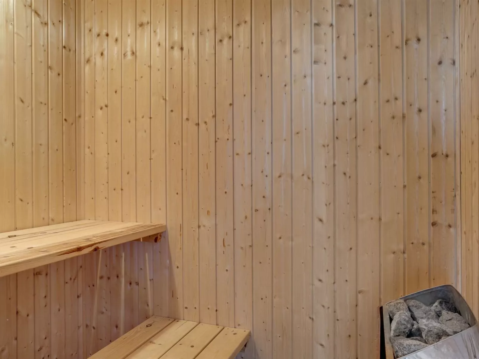 "Mirjami" - 95m from the sea-Dedans