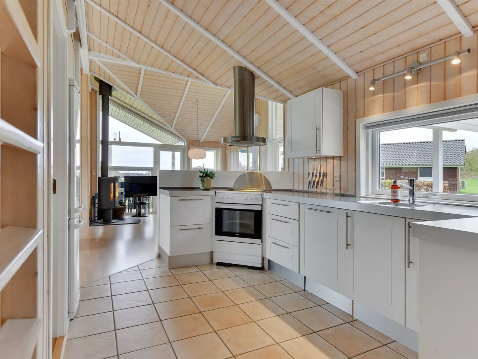 "Deline" - 250m from the sea-Inside