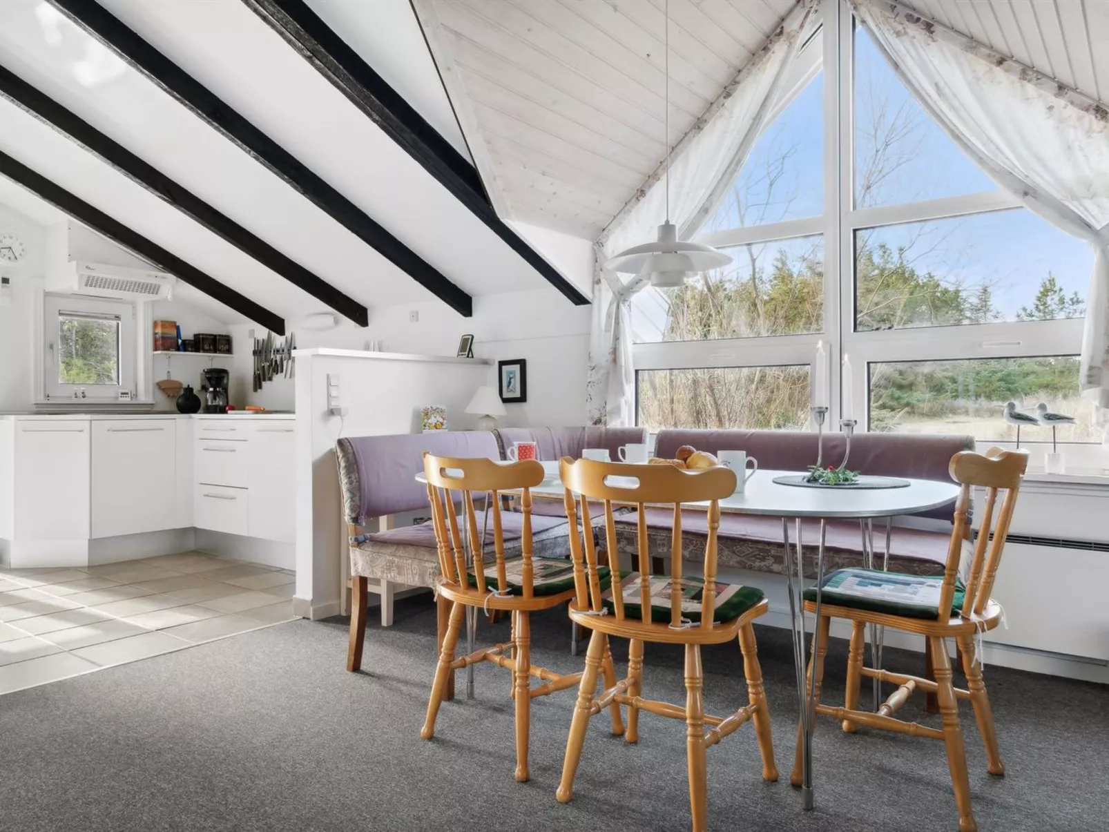 "Biriel" - 1km from the sea-Inside