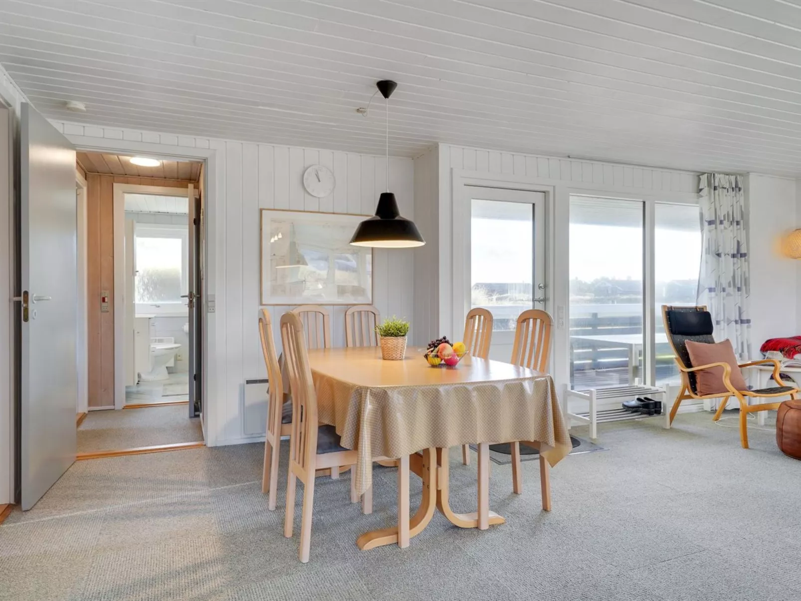 "Ozeana" -  from the sea-Dedans