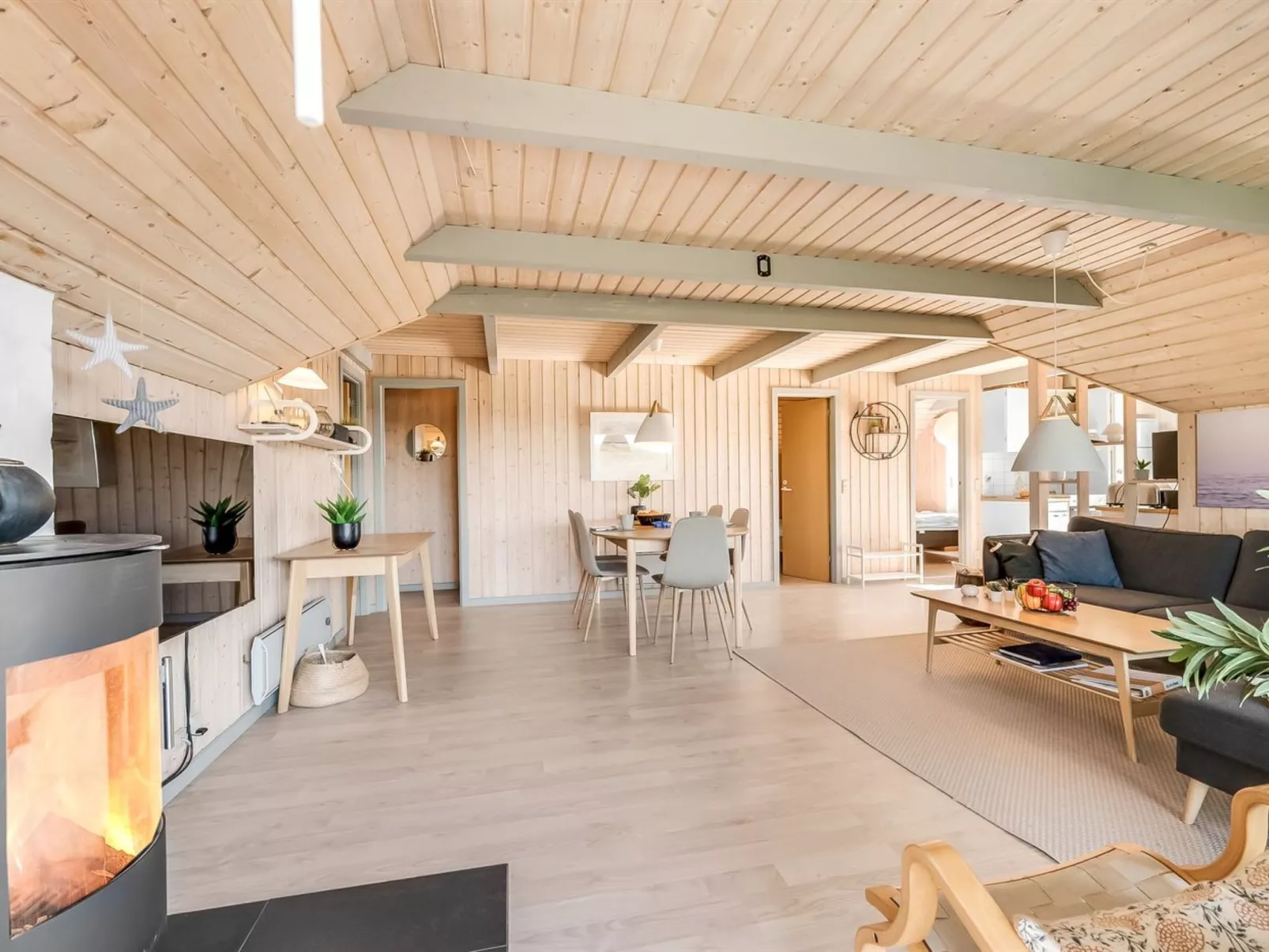 "Eggert" -  from the sea-Inside