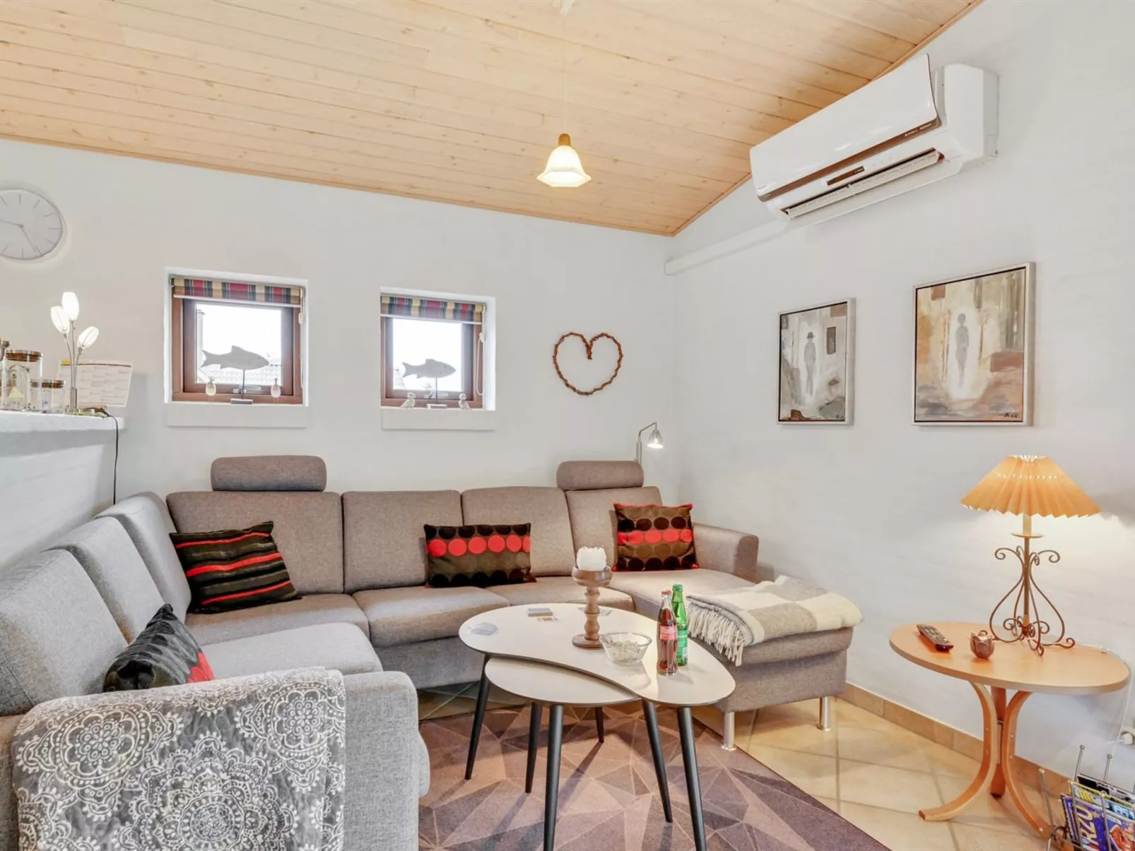 "Rika" - 525m to the fjord-Inside