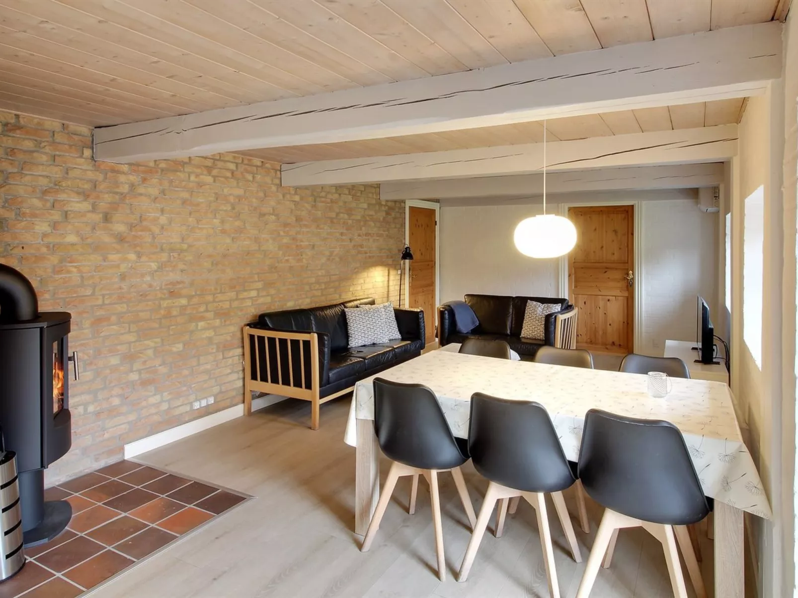 "Naili" - 3.1km from the sea-Dedans