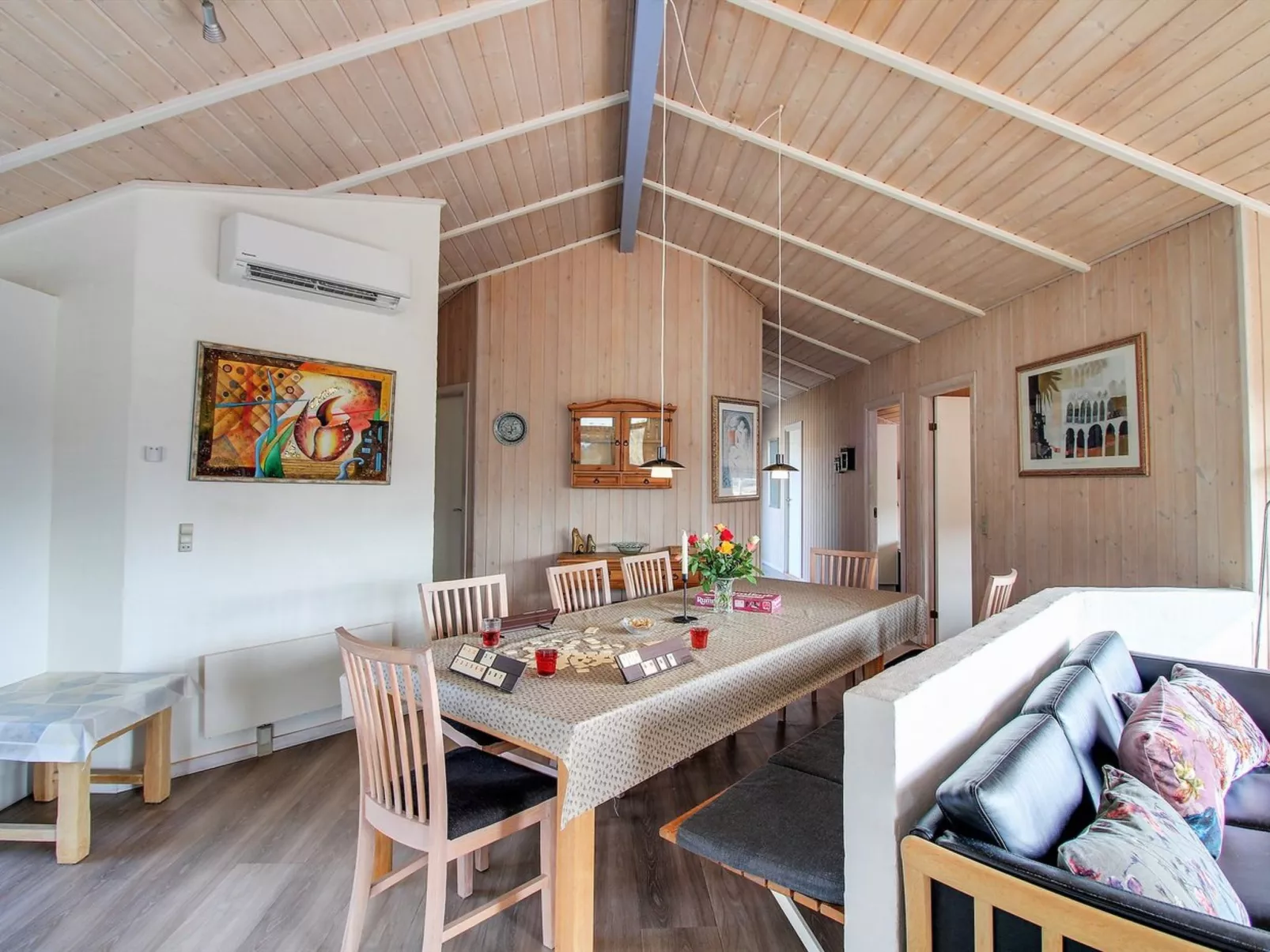 "Petkana" - 700m from the sea-Drinnen