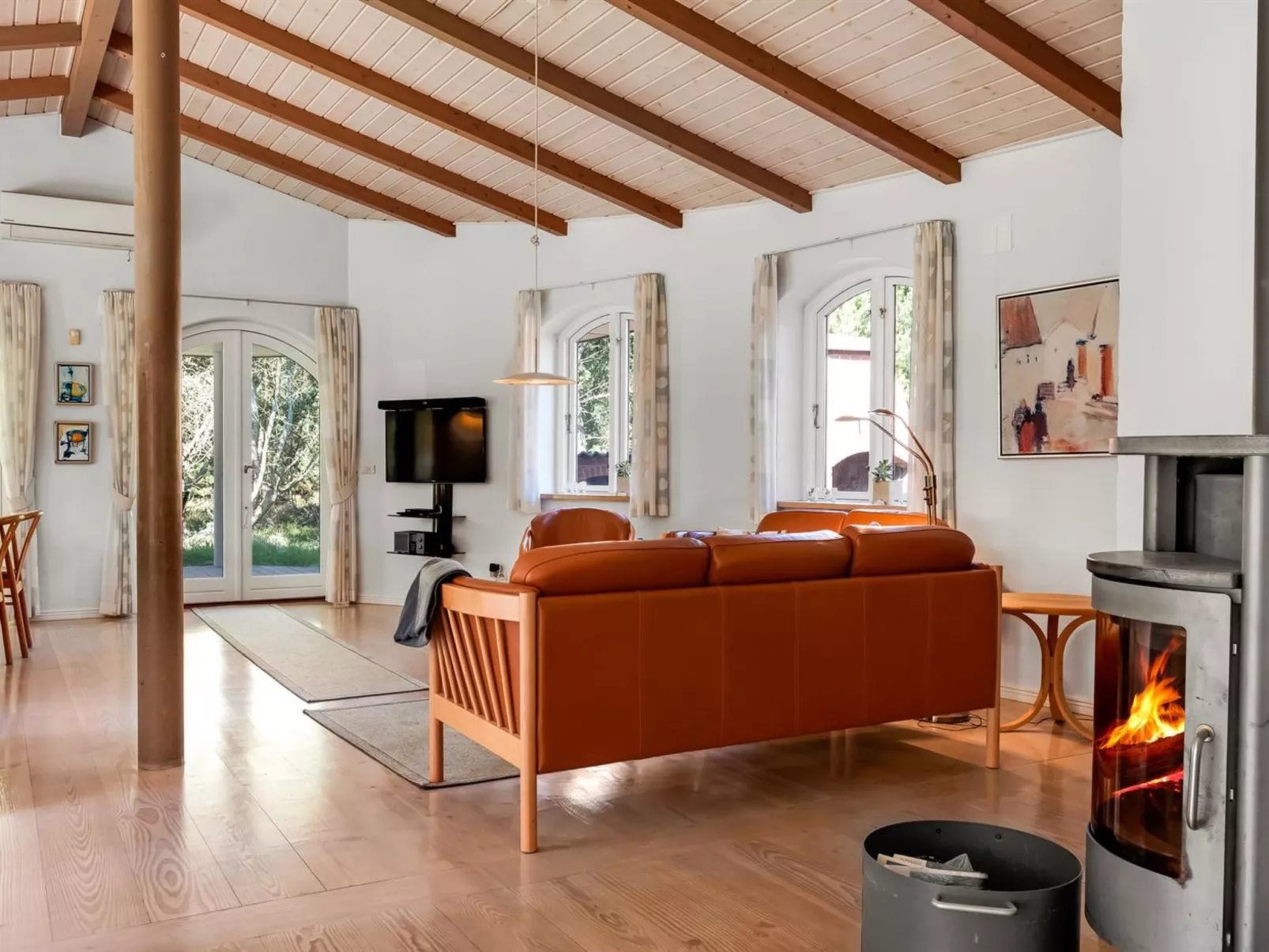 "Agusta" - 1.1km from the sea-Inside