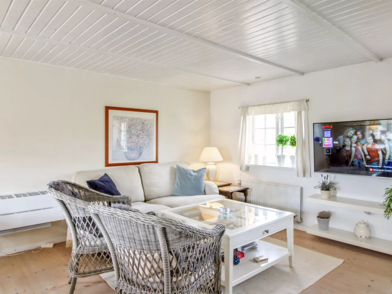 "Iivari" - 1.5km from the sea-Inside