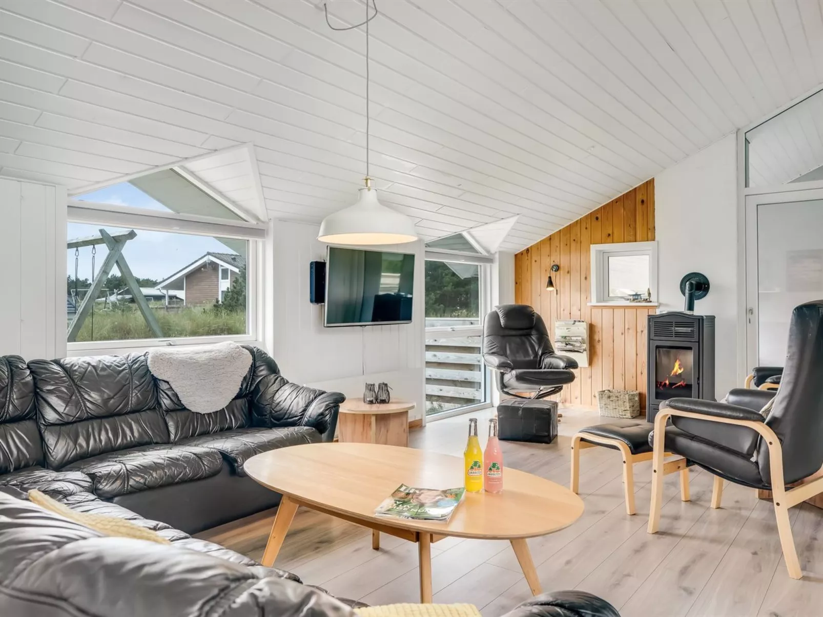 "Luzy" - 600m from the sea-Inside