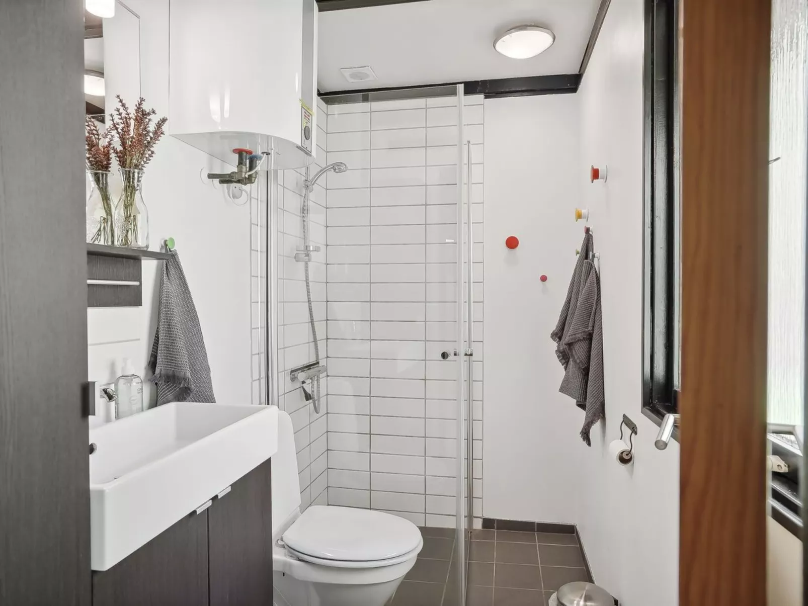 "Therbern" - 1.7km from the sea-Inside