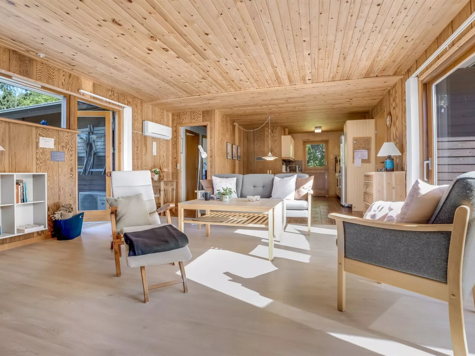 "Alvia" - 200m from the sea-Dedans