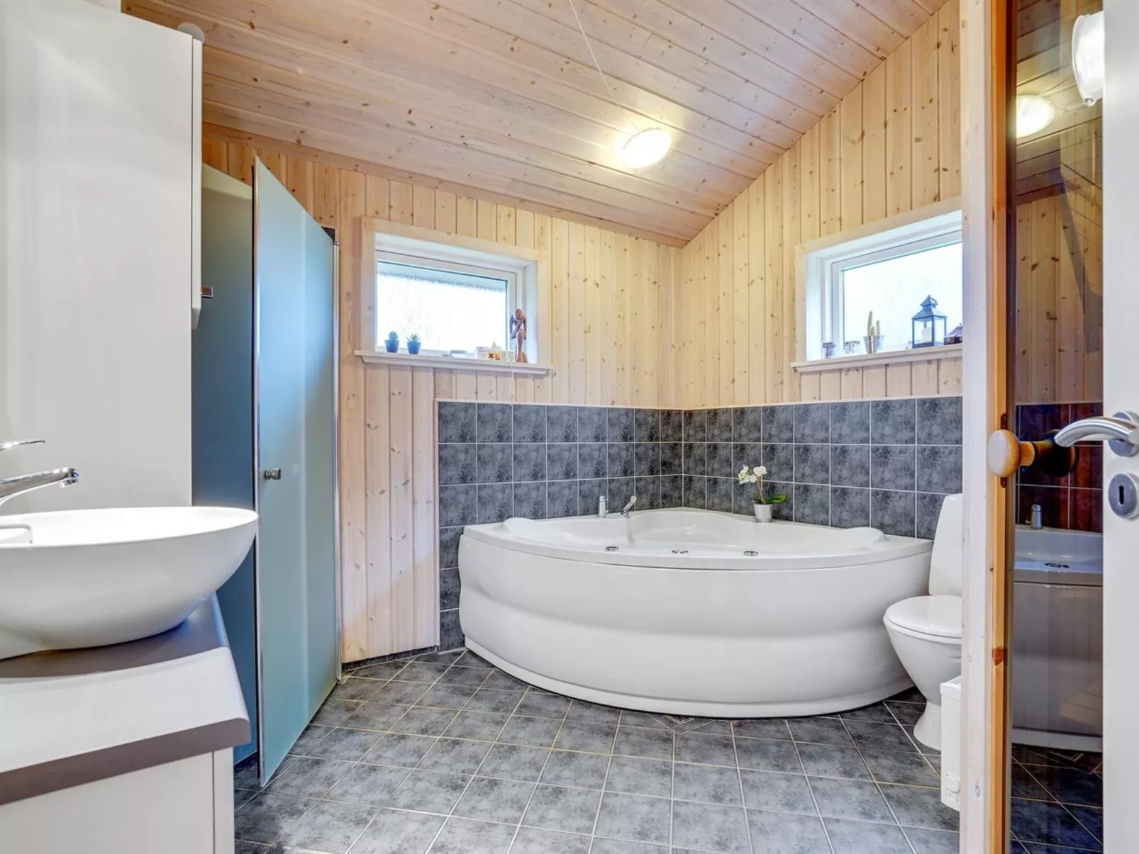 "Elni" - 900m from the sea-Inside