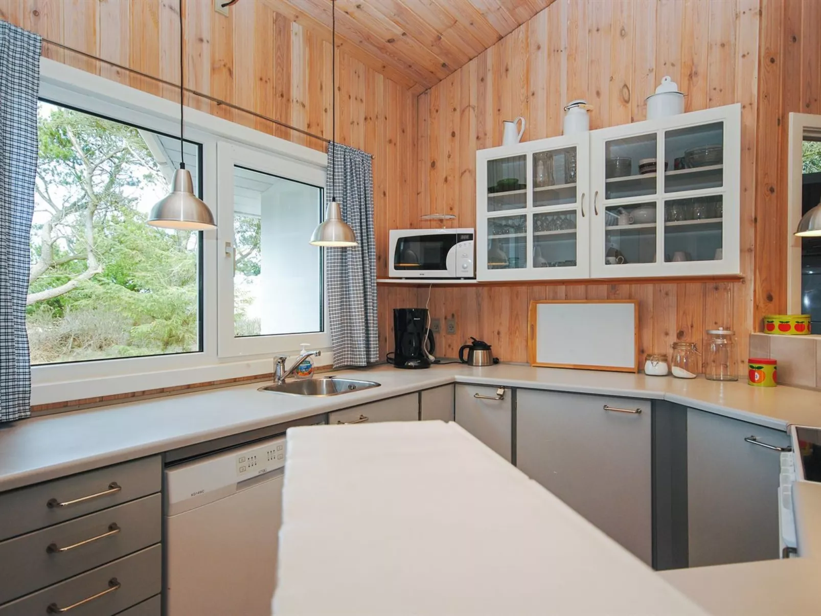 "Albrekt" - 500m from the sea-Dedans