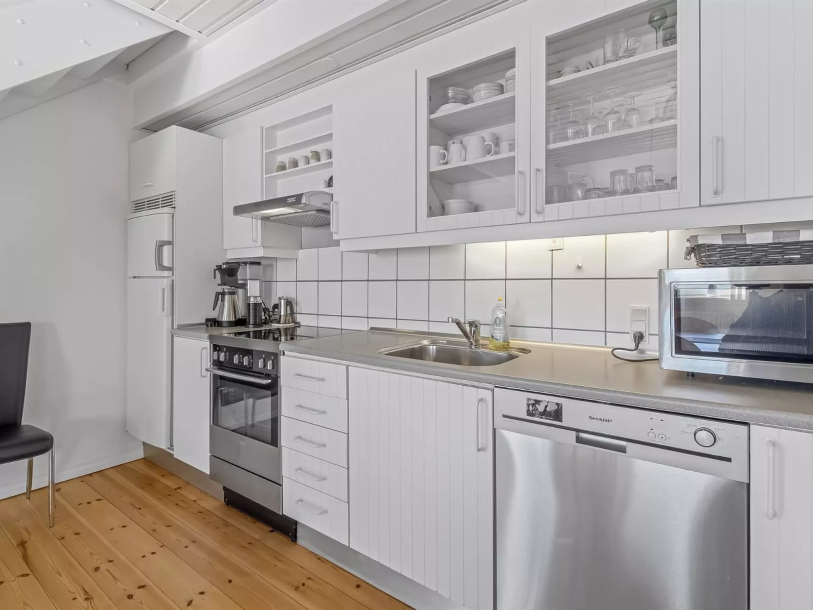 "Britta" - 100m from the sea-Drinnen