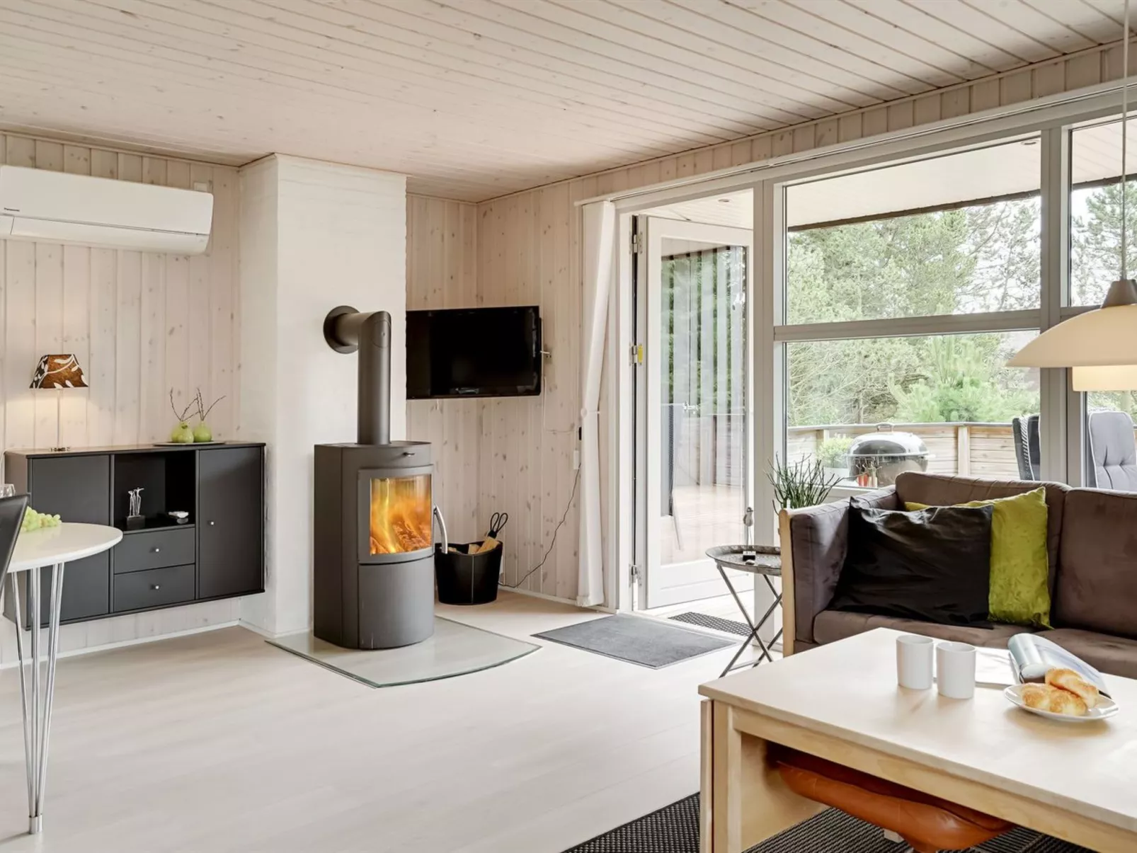 "Snioulf" - 1km from the sea-Dedans