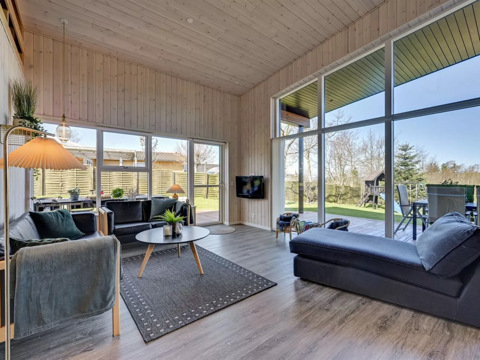 "Ylvi" - 250m from the sea-Dedans