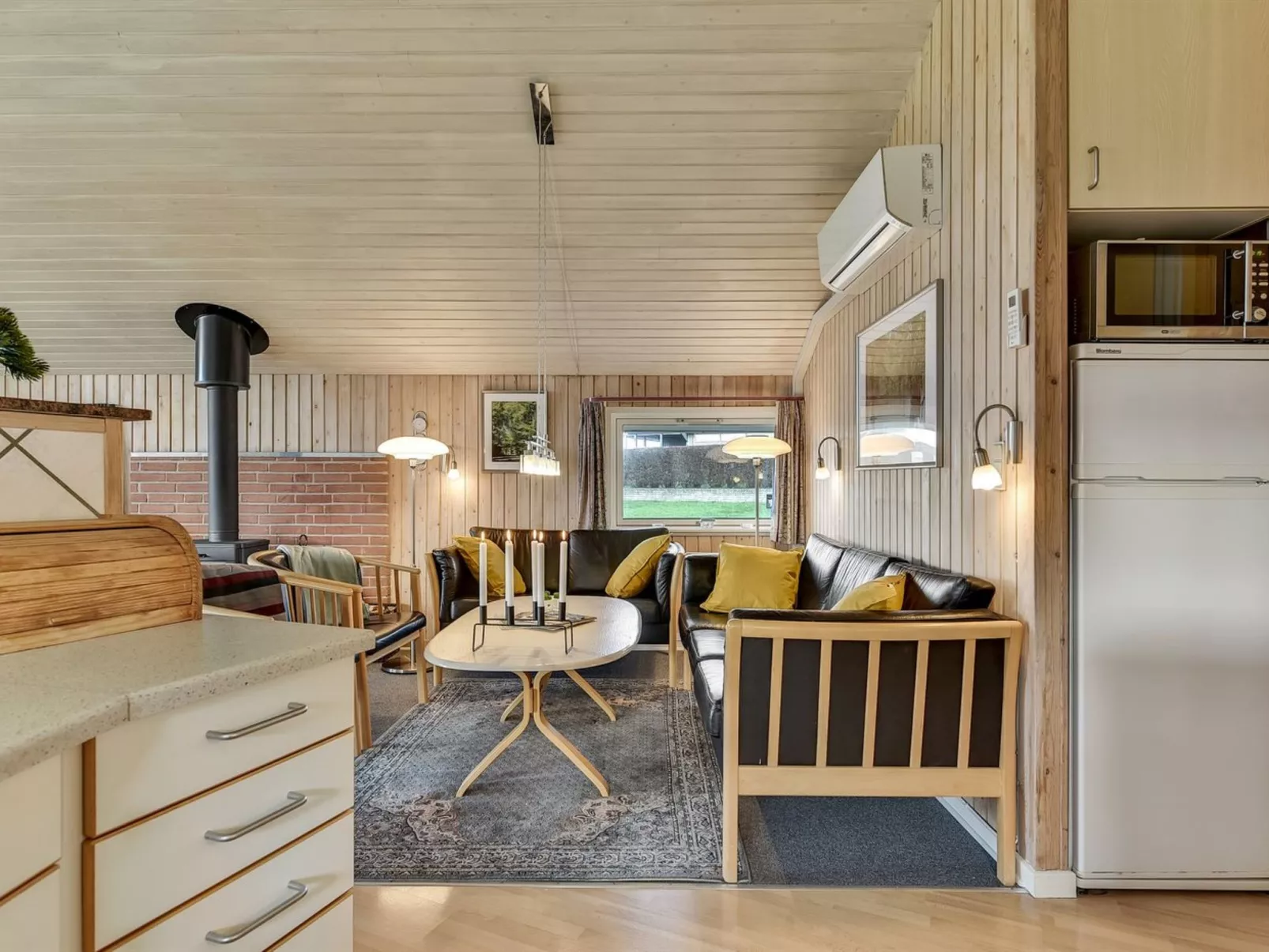 "Hjalmar" - 400m from the sea-Inside