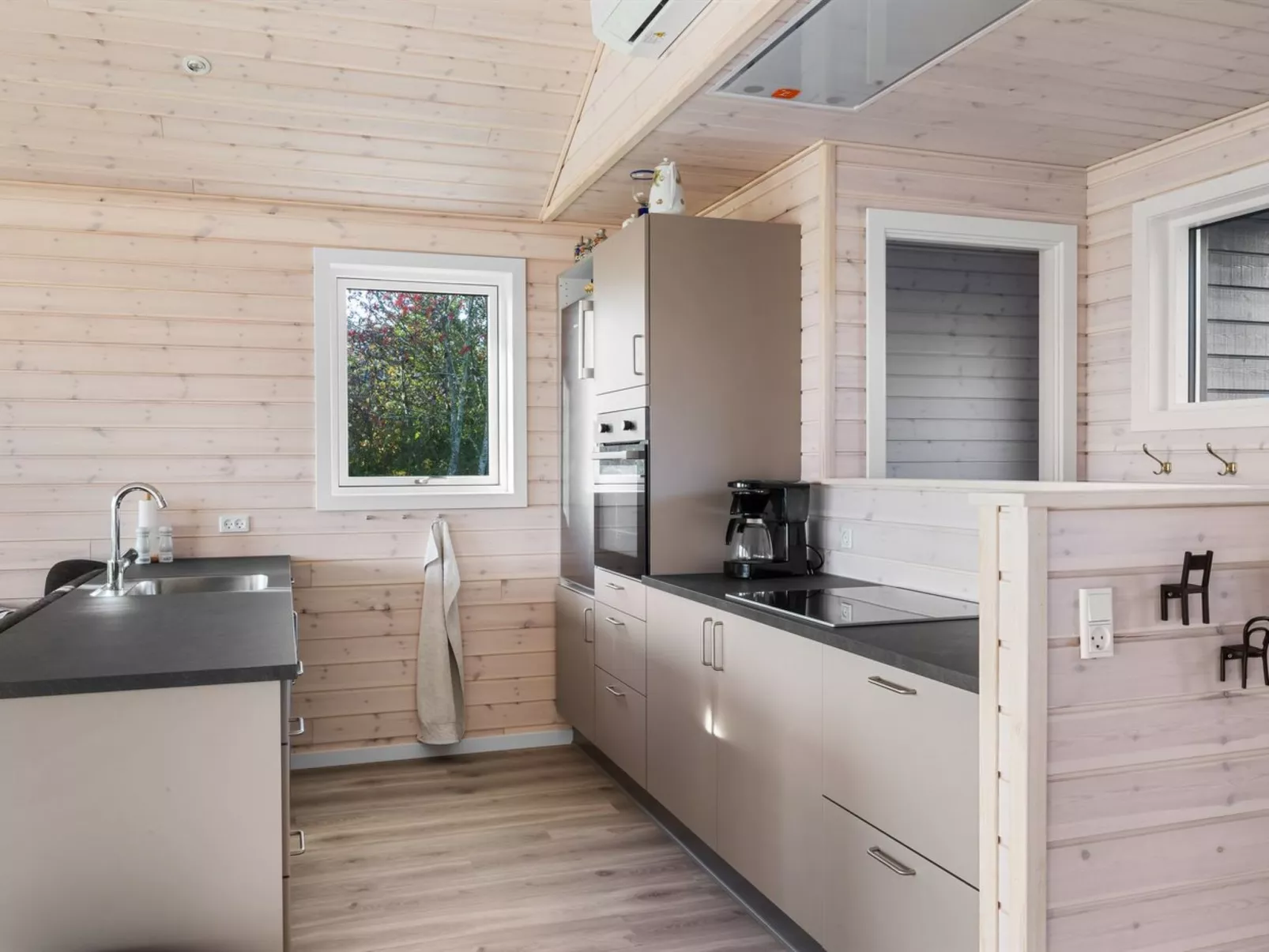 "Mato" - 100m from the sea-Inside