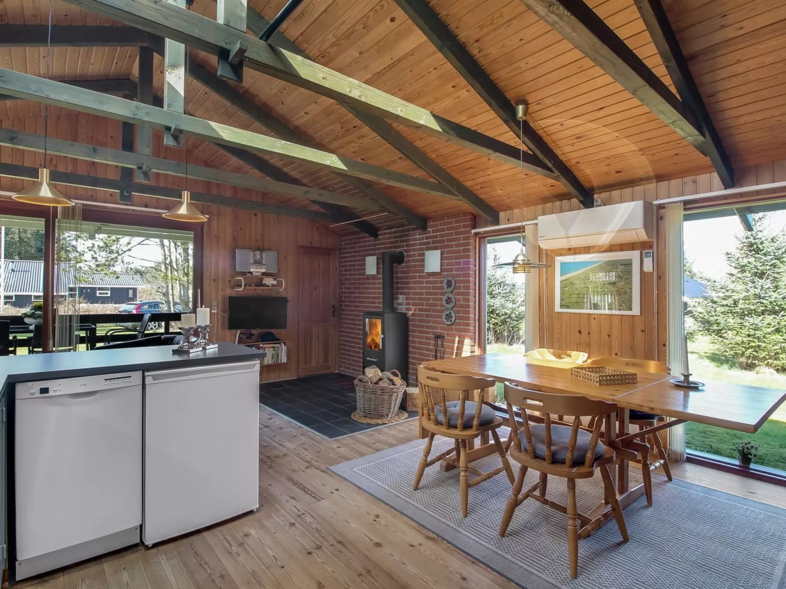 "Conradine" - 500m from the sea-Inside