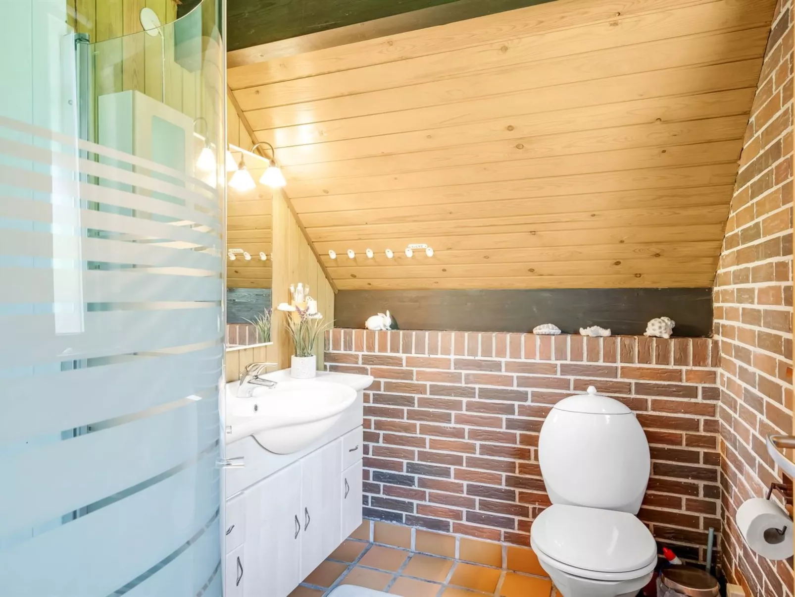 "Paale" - 200m to the fjord-Inside