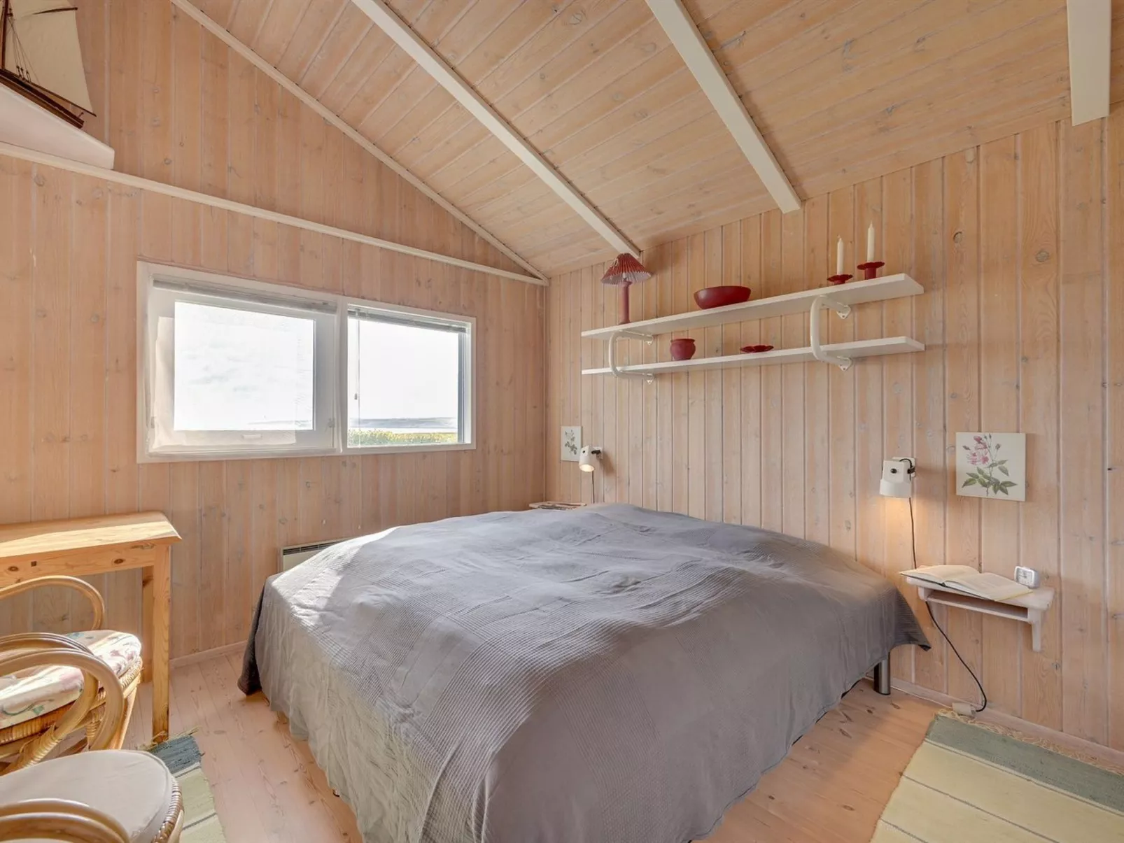 "Rajna" - 95m to the fjord-Inside