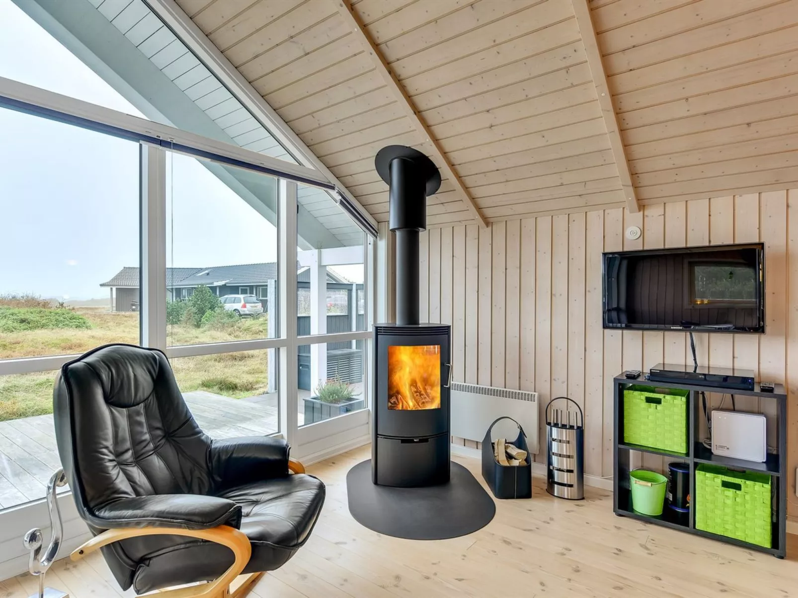 "Christan" - 1.2km from the sea-Inside