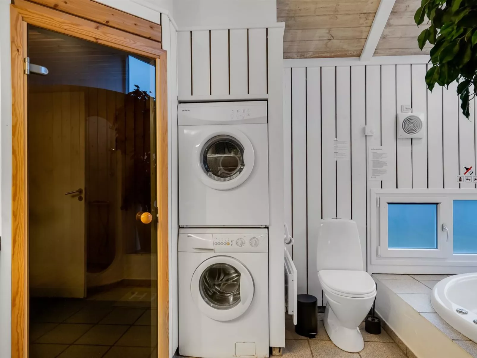 "Amadahy" - 950m from the sea-Drinnen