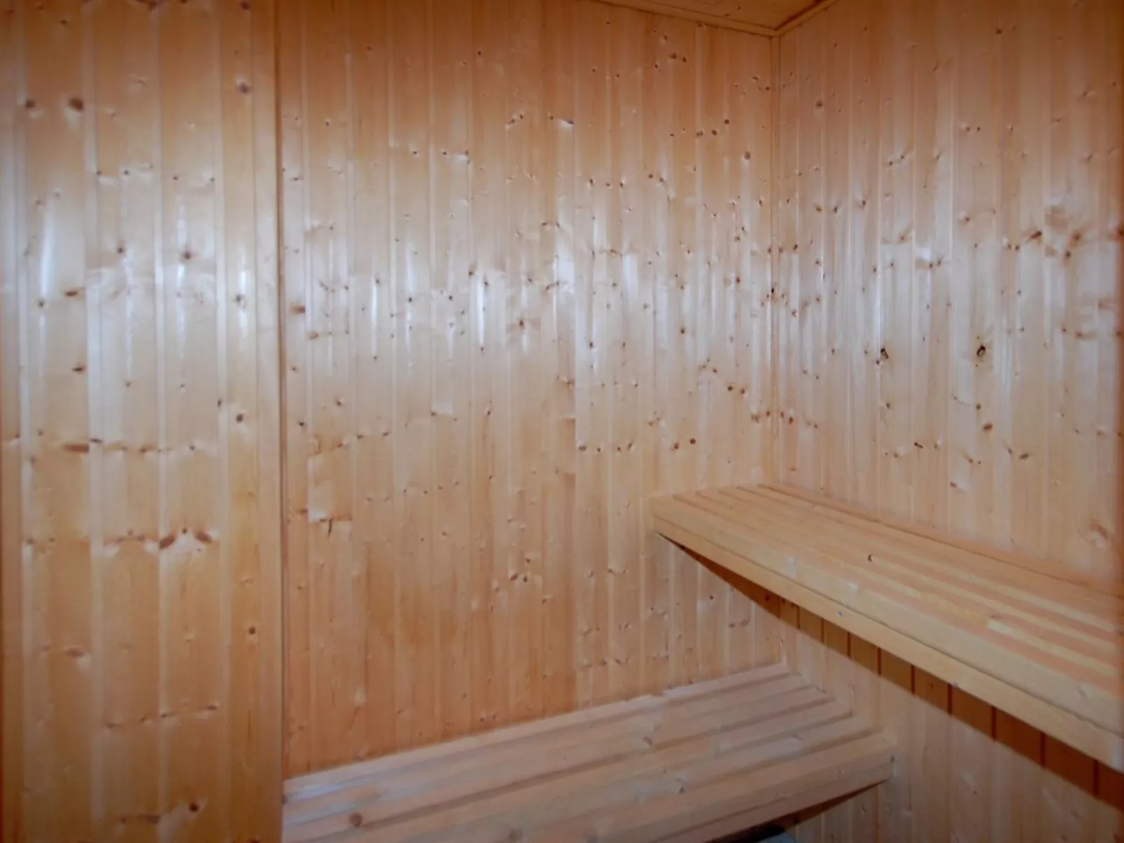 "Stine" - 1km from the sea-Drinnen