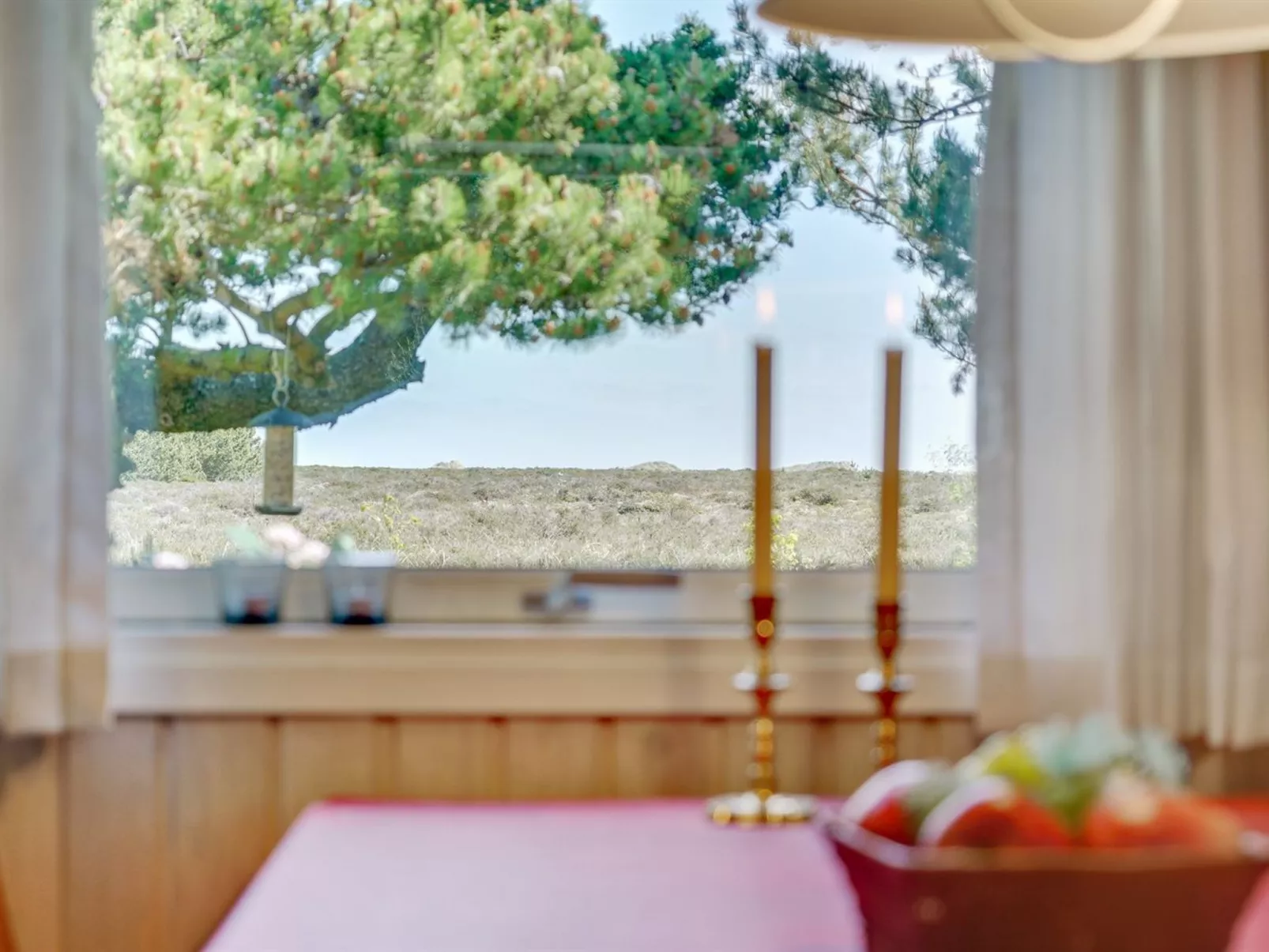 "Hrefna" - 350m from the sea-Drinnen