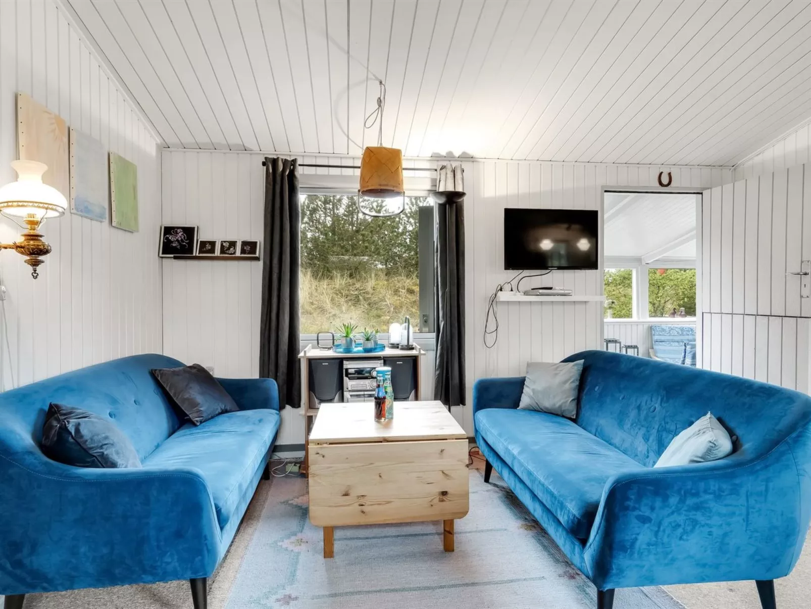 "Gundina" - 2km from the sea-Inside