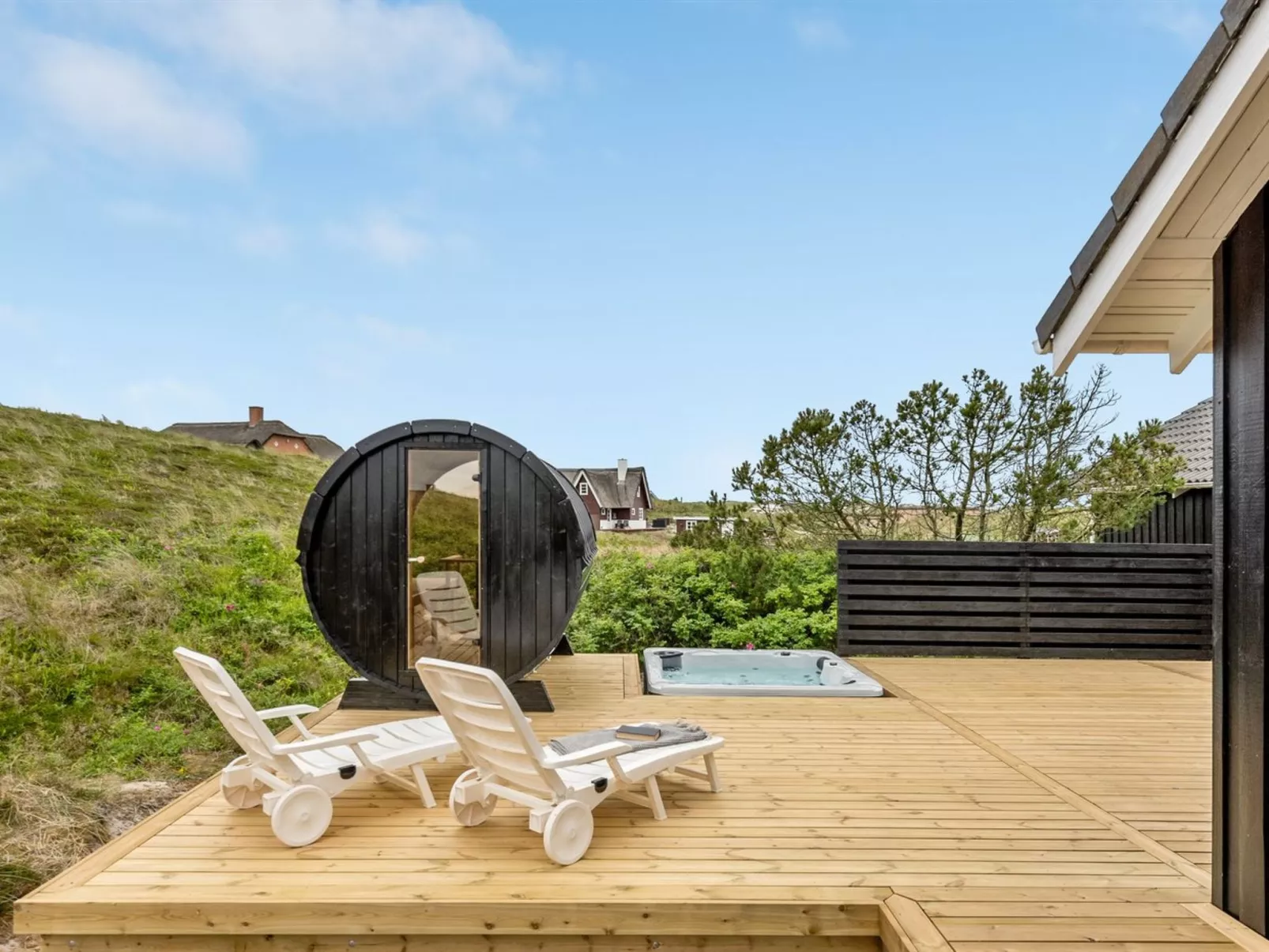 "Arvo" -  from the sea-Outside