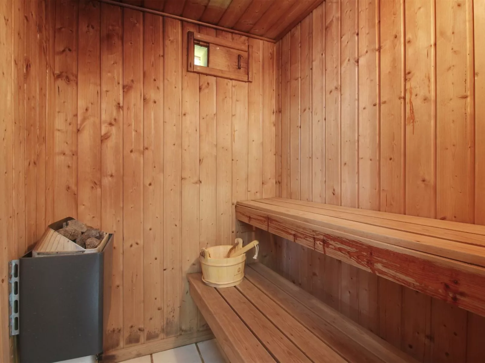 "Panu" - 600m from the sea-Inside