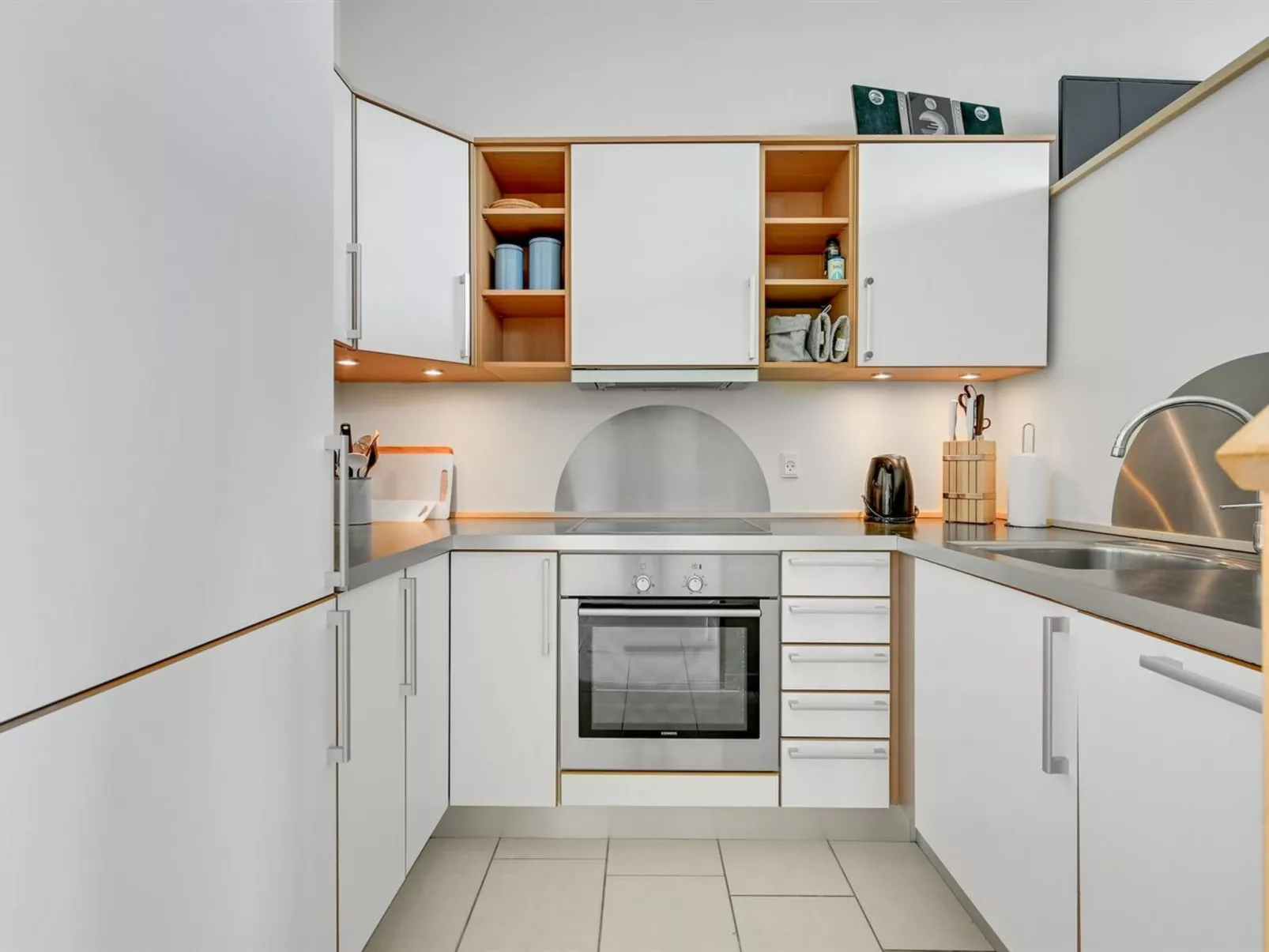 "Asmund" - 150m from the sea-Inside