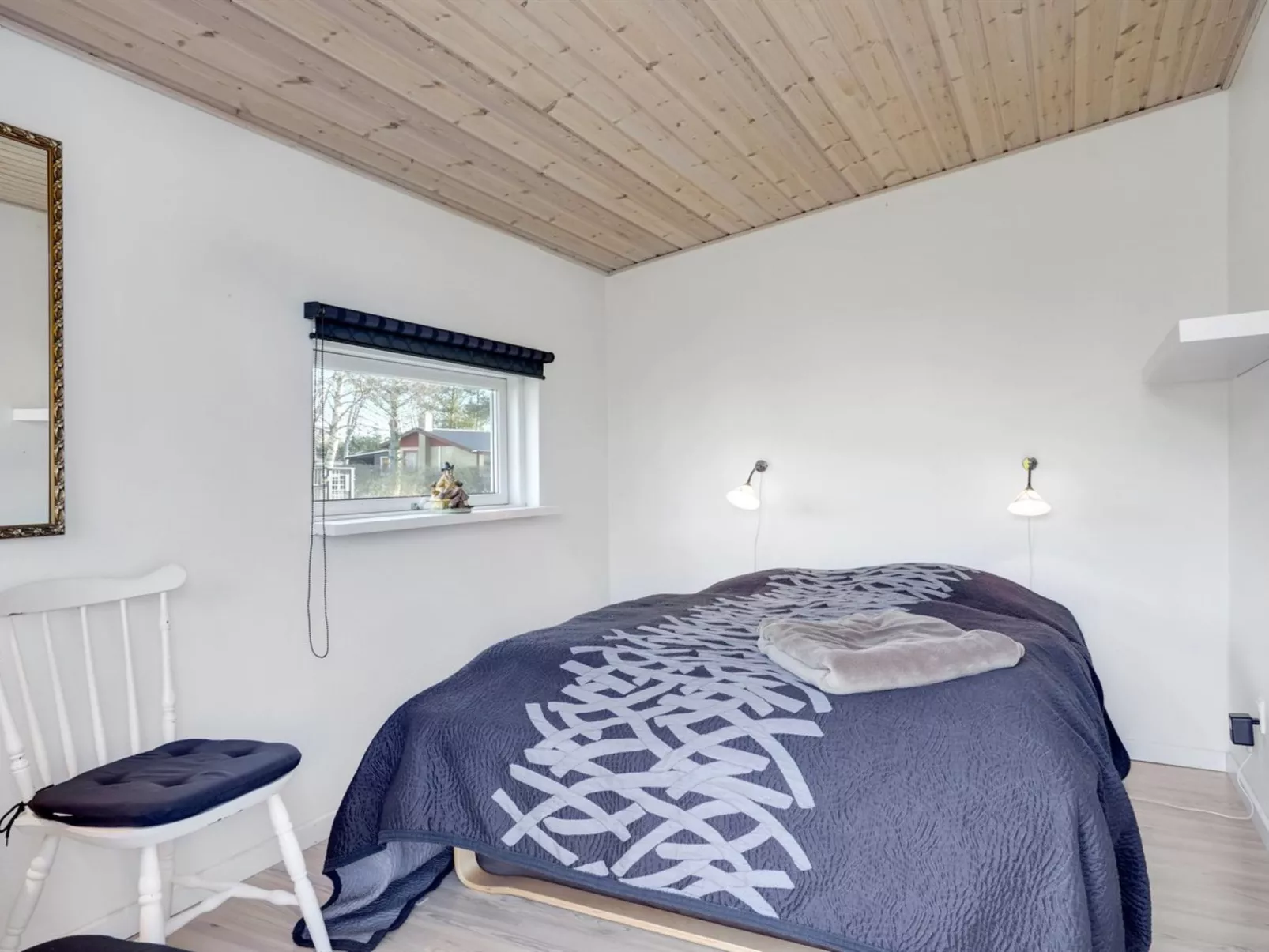 "Sigfred" - 1.5km from the sea-Inside