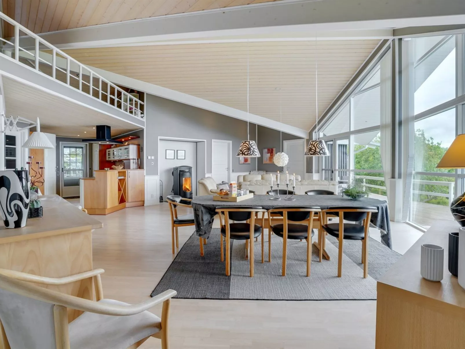 "Regnwald" - 400m to the fjord-Dedans